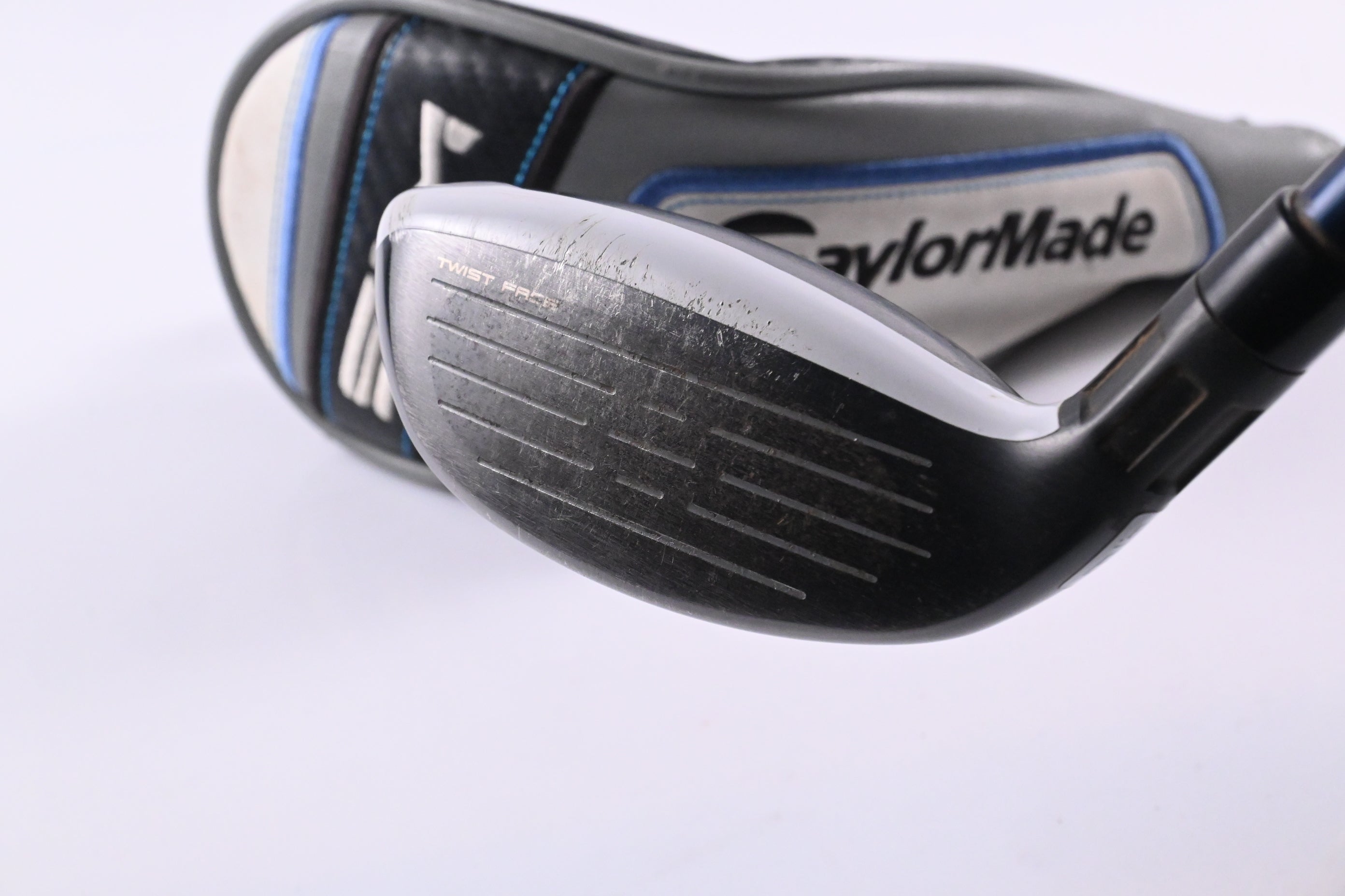 Taylormade SIM Max #3 Hybrid / 19 Degree / Stiff Flex Ventus Blue 7 Shaft