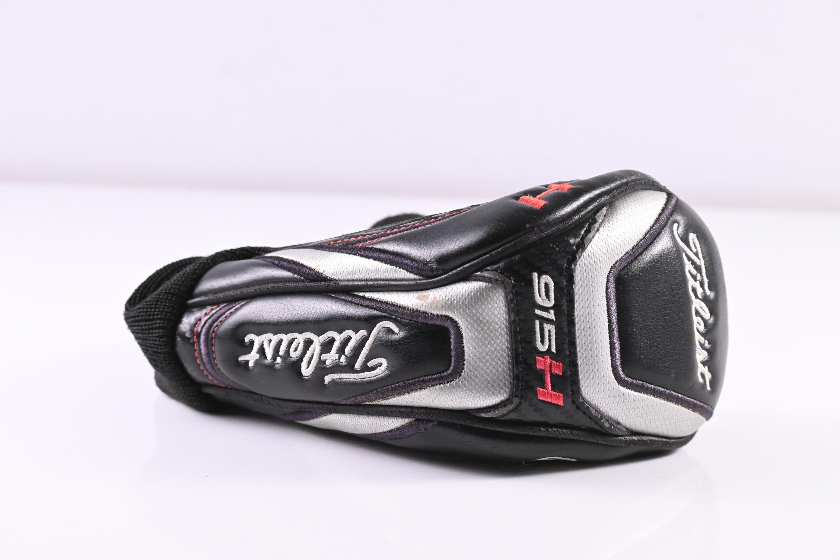 Titleist 915H #2 Hybrid / 18 Degree / Stiff Flex Diamana D+ White 90 Shaft