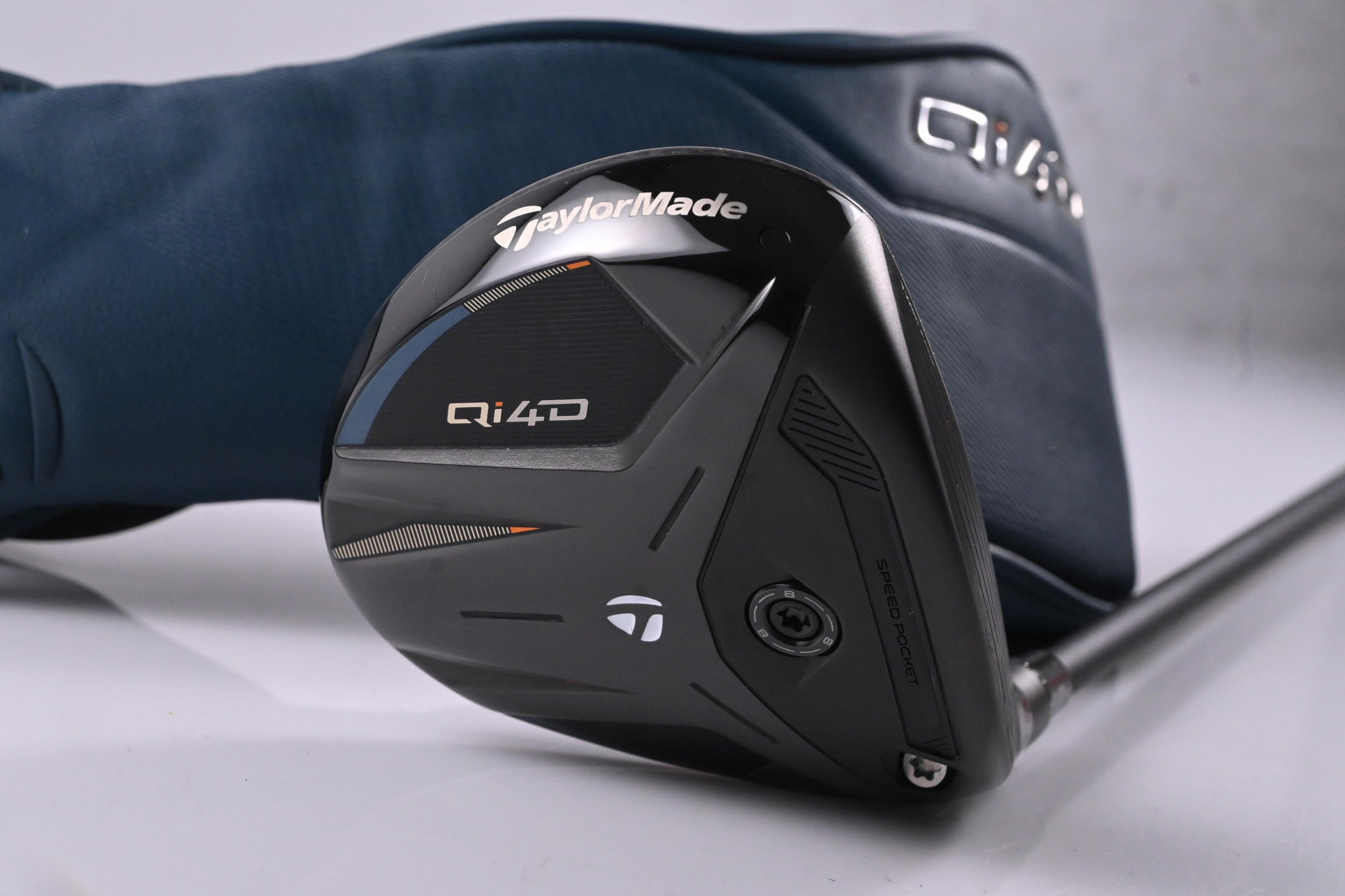 Taylormade Qi4D #3 Wood / 15 Degree / Regular Flex Mitsubishi Reax 55 Shaft