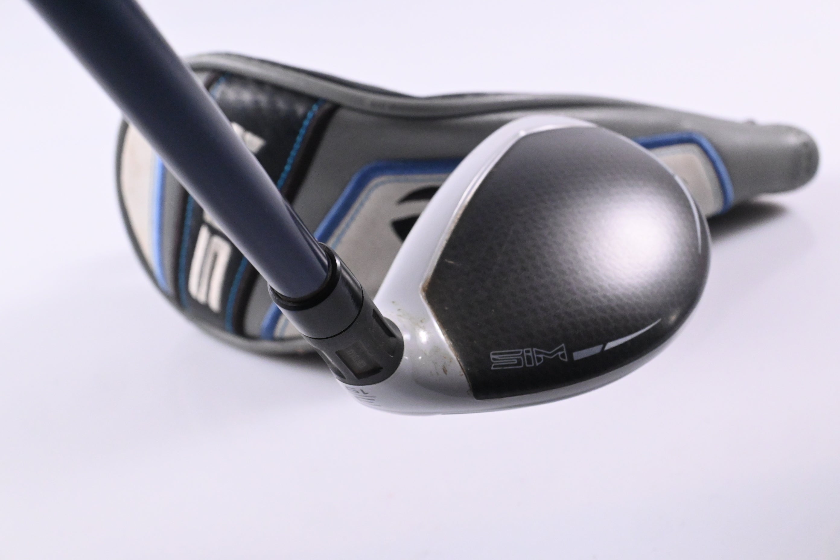 Taylormade SIM Max #3 Hybrid / 19 Degree / Stiff Flex Ventus Blue 7 Shaft