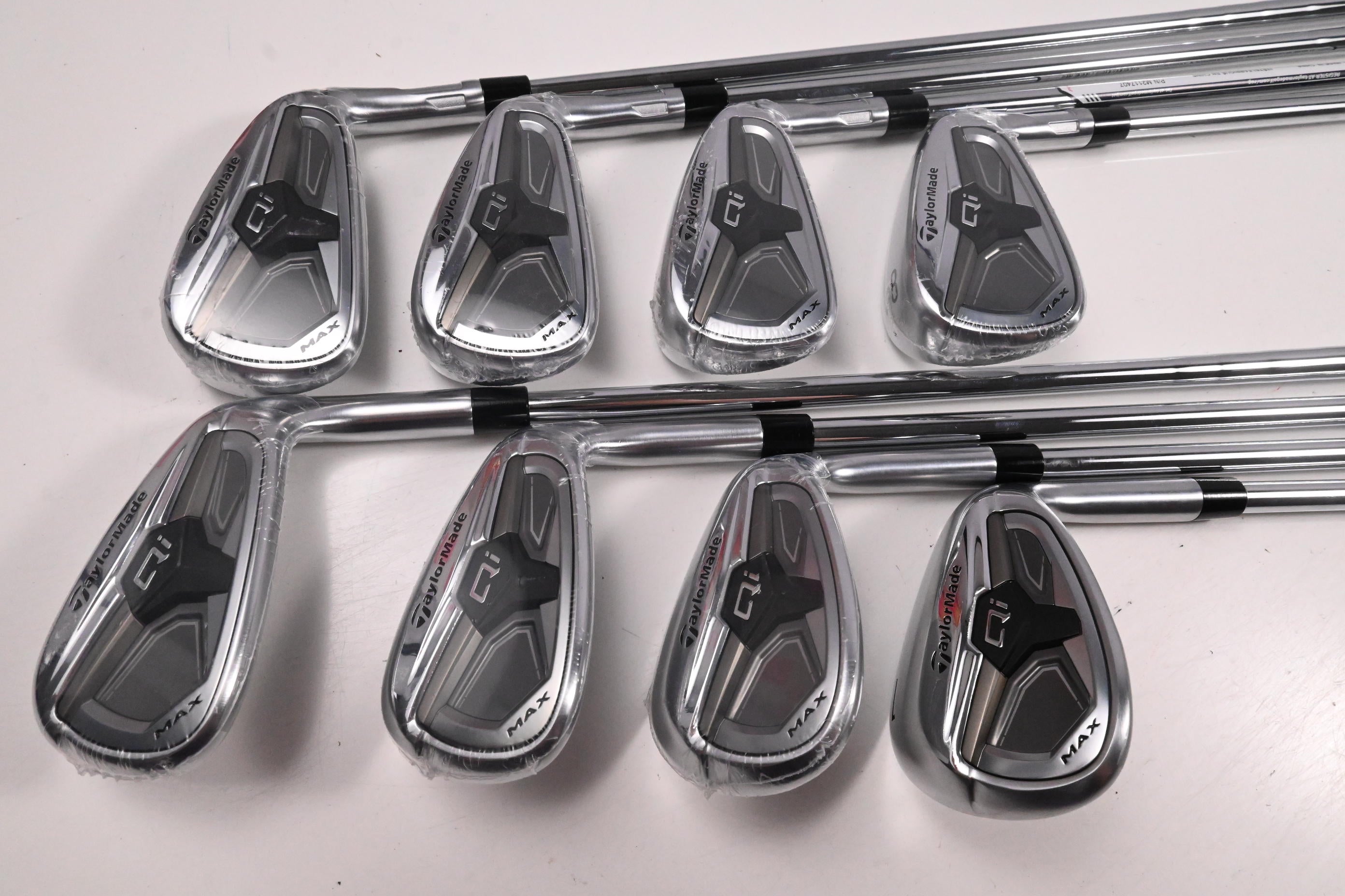 Taylormade Qi Max Irons / 5-PW+SW+LW / Regular Flex KBS MAX MT 85 Shafts