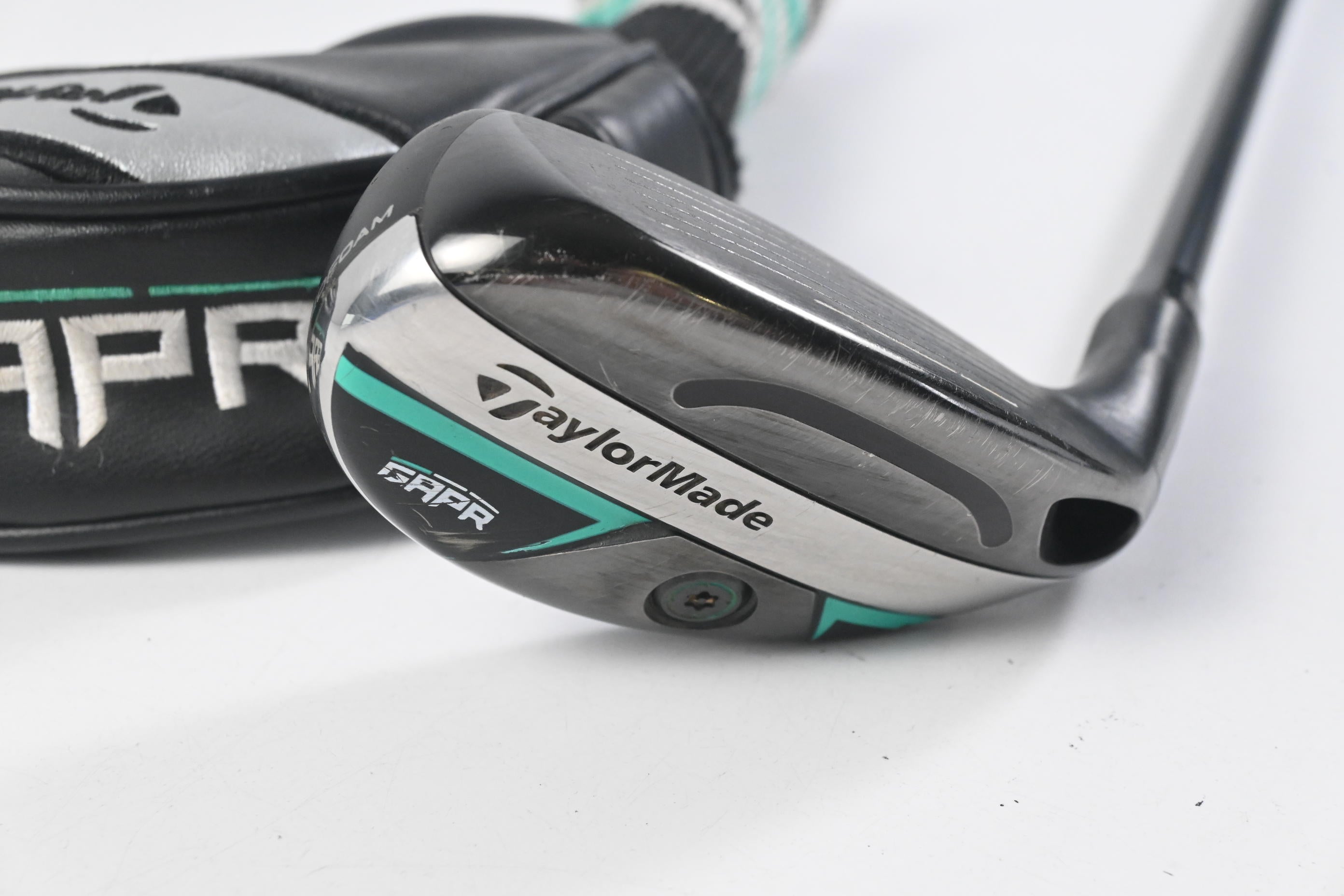 Taylormade GAPR Hi #3 Hybrid / 19 Degree / Stiff Flex KBS Hybrid 80 Shaft