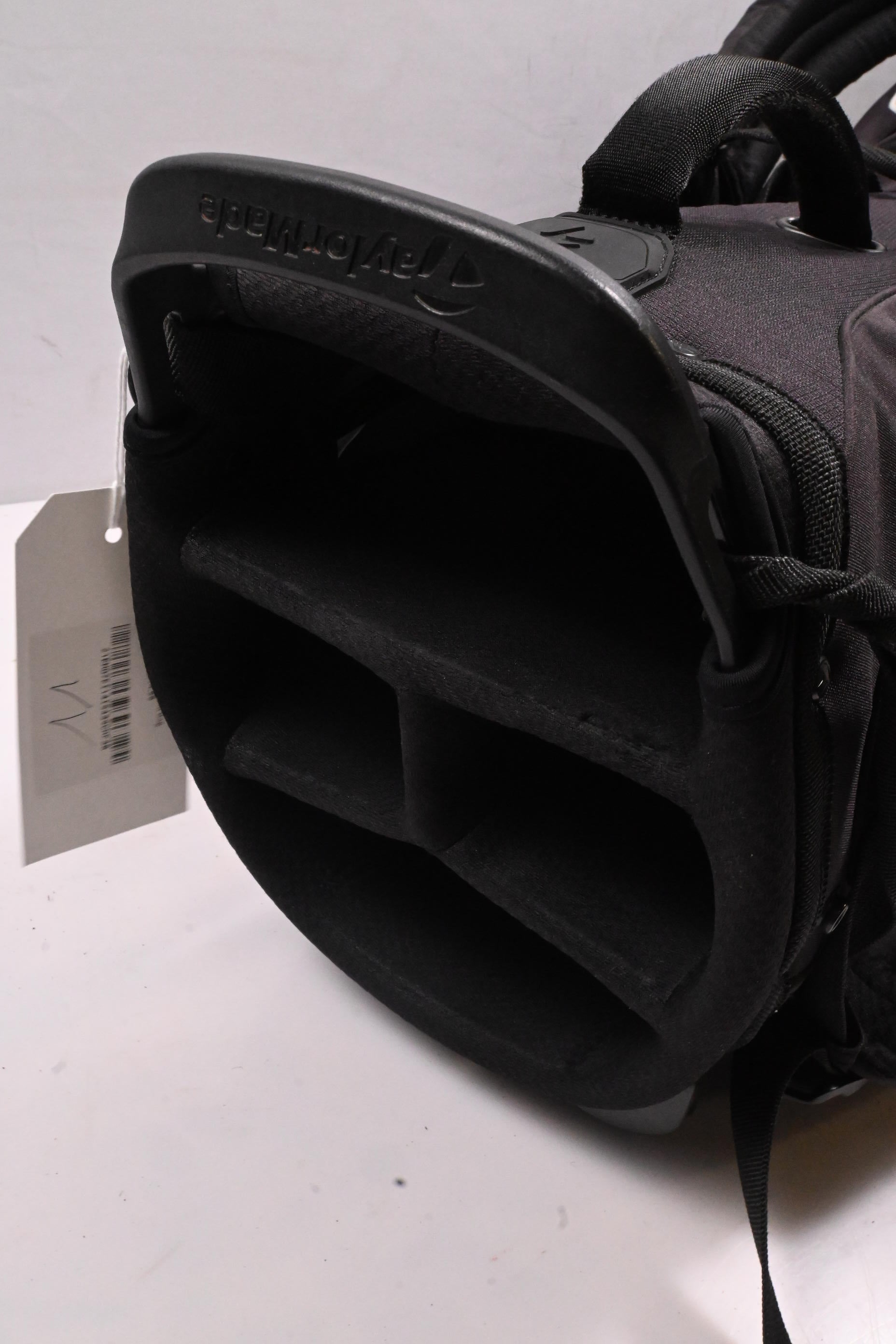 Taylormade Stand Bag / 4-Way Divider / Black