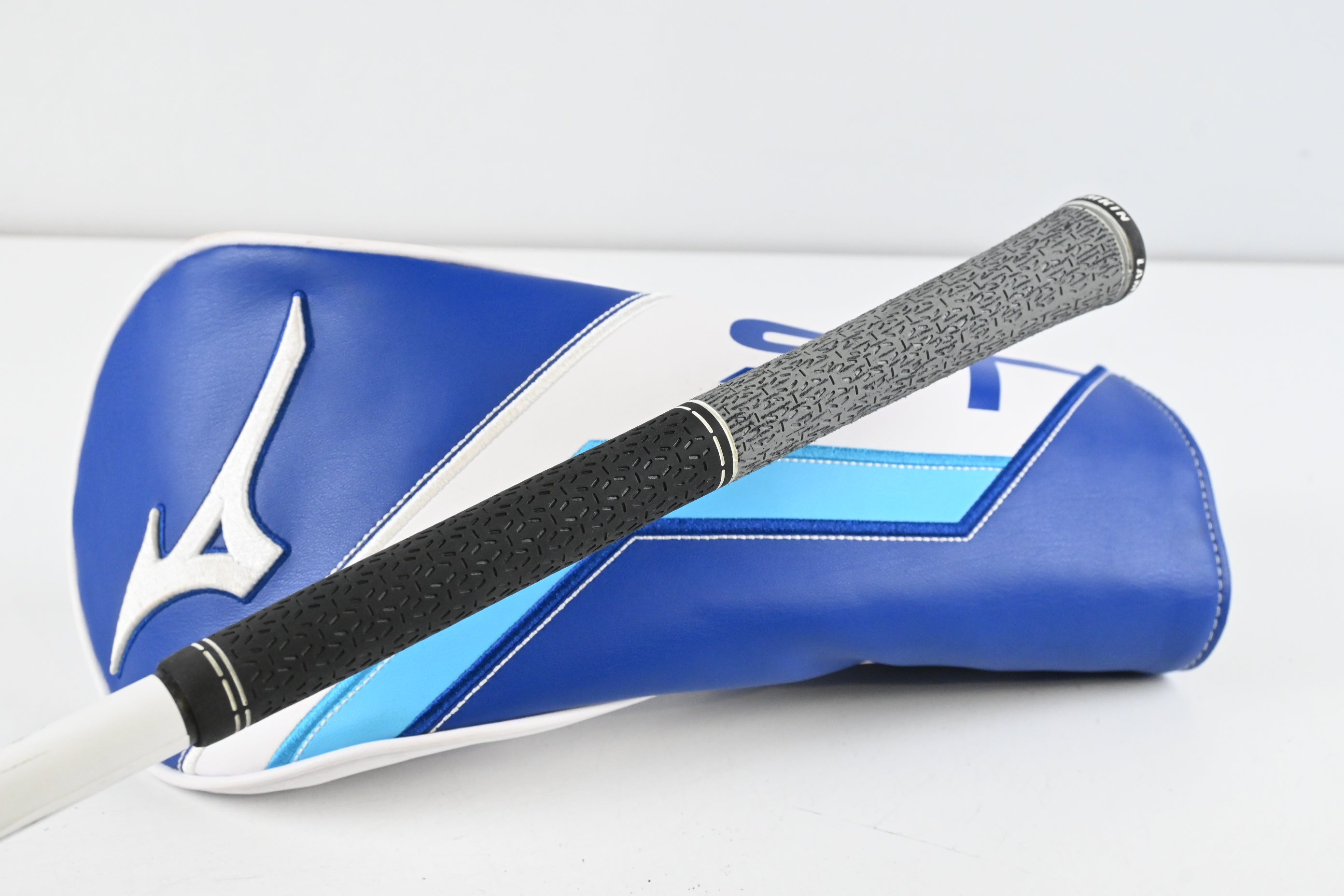 Mizuno ST-Max 230 Driver / 9.5 Degree / Regular Flex Tensei 1K Blue 55 Shaft
