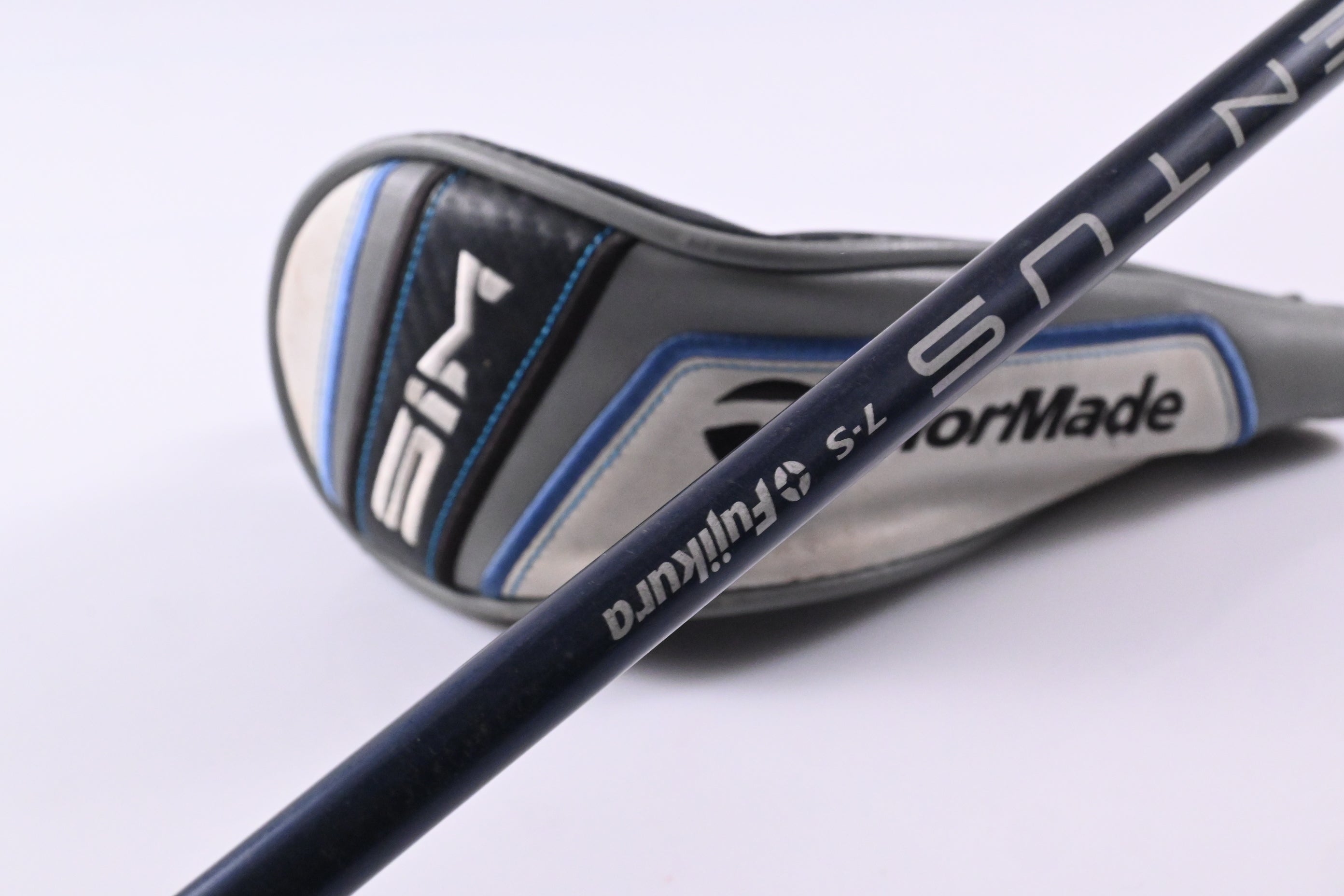 Taylormade SIM Max #3 Hybrid / 19 Degree / Stiff Flex Ventus Blue 7 Shaft