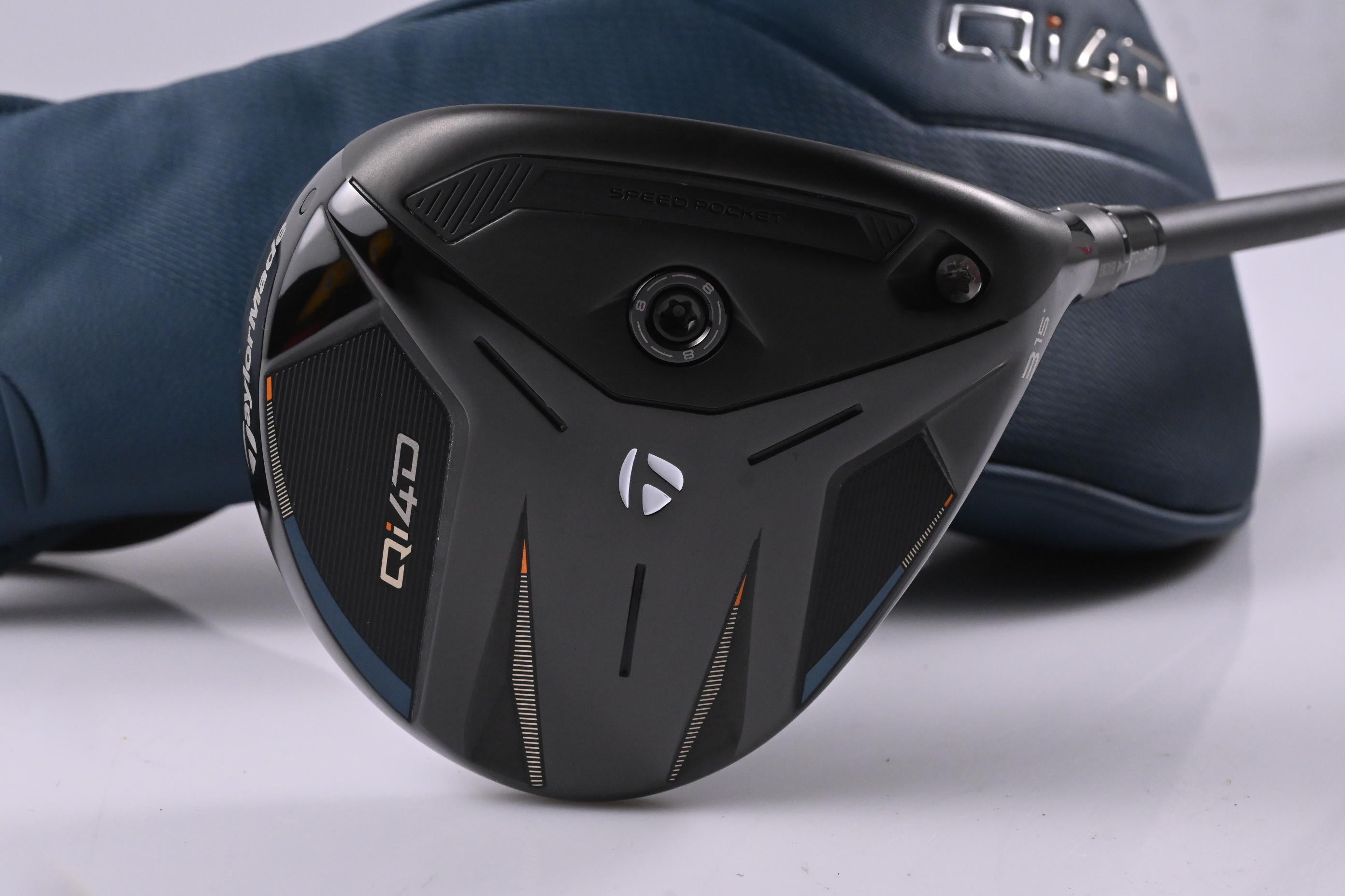 Taylormade Qi4D #3 Wood / 15 Degree / Regular Flex Mitsubishi Reax 55 Shaft