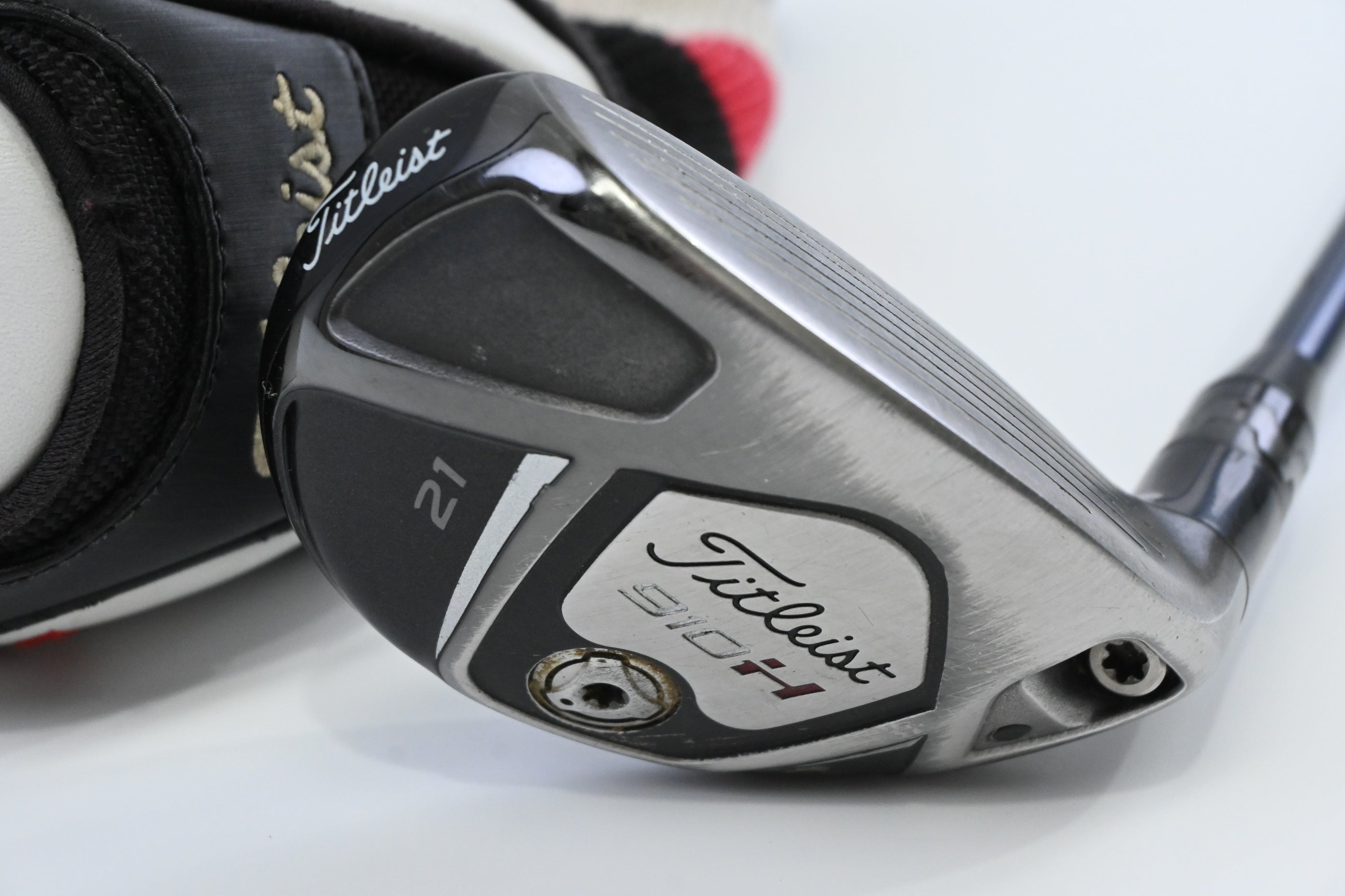 Titleist 910H #3 Hybrid / 21 Degree / Regular Flex Diamana Kai'li 80 Shaft