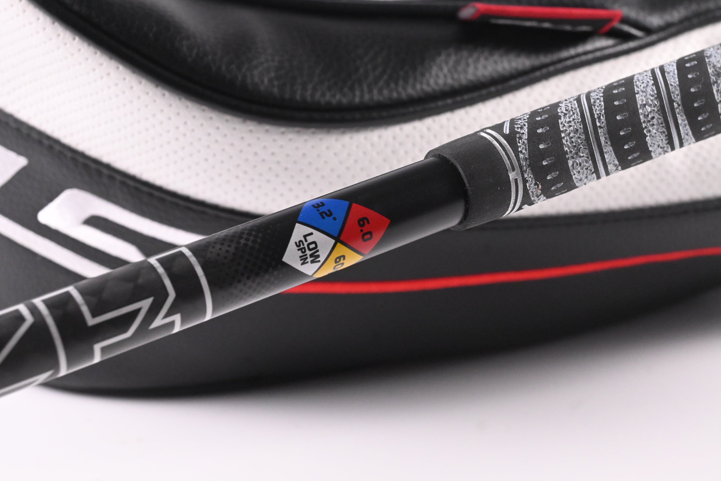 Titleist GT1 Driver / 9 Degree / Stiff Flex Project X HZRDUS Black 60 Shaft