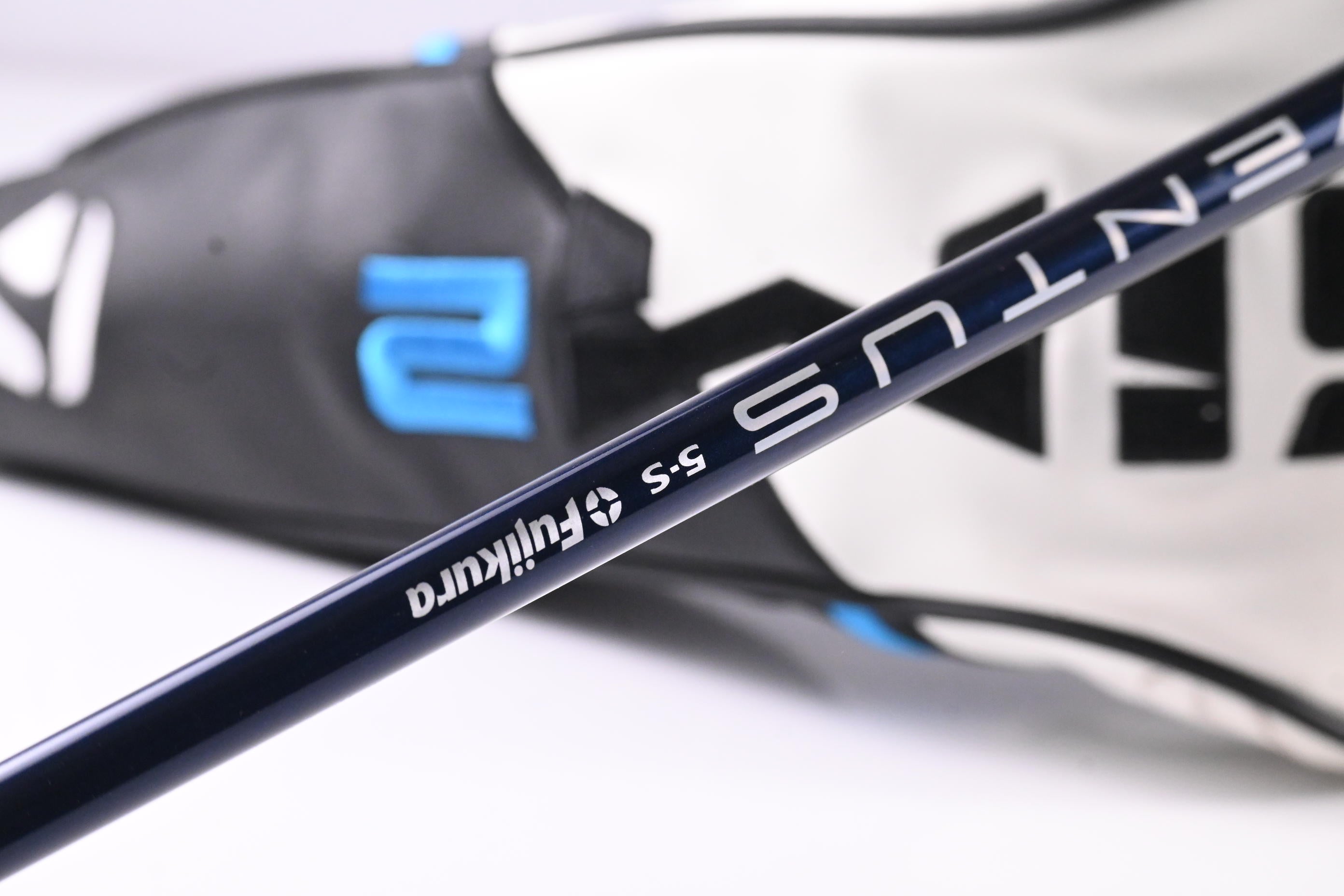 Taylormade SIM2 Max Driver / 10.5 Degree / Stiff Flex Ventus Blue 5 Shaft