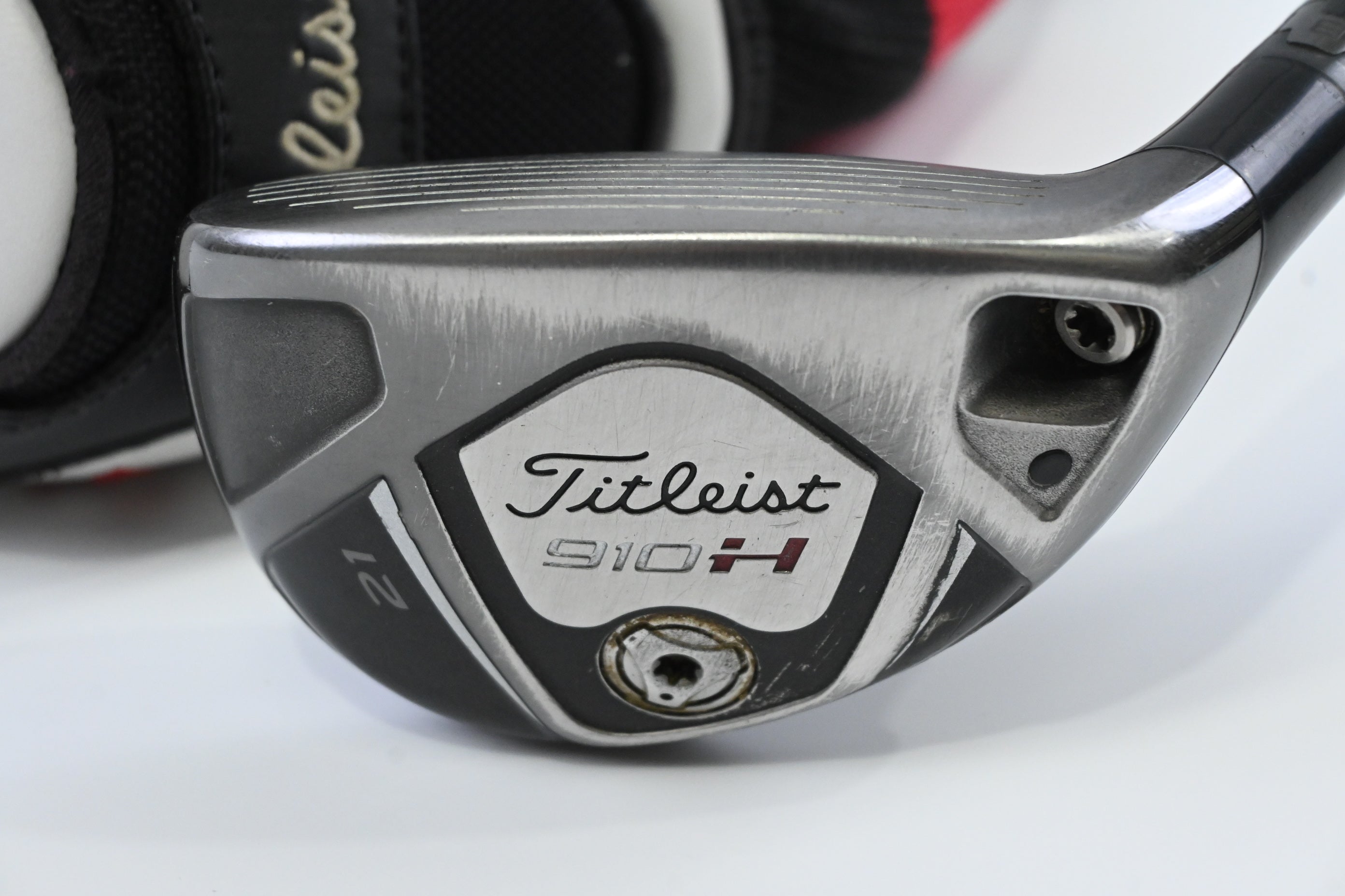 Titleist 910H #3 Hybrid / 21 Degree / Regular Flex Diamana Kai'li 80 Shaft