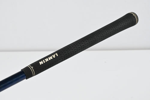 Cobra Darkspeed X Driver / 9 Degree / Stiff Flex LA Golf Shaft