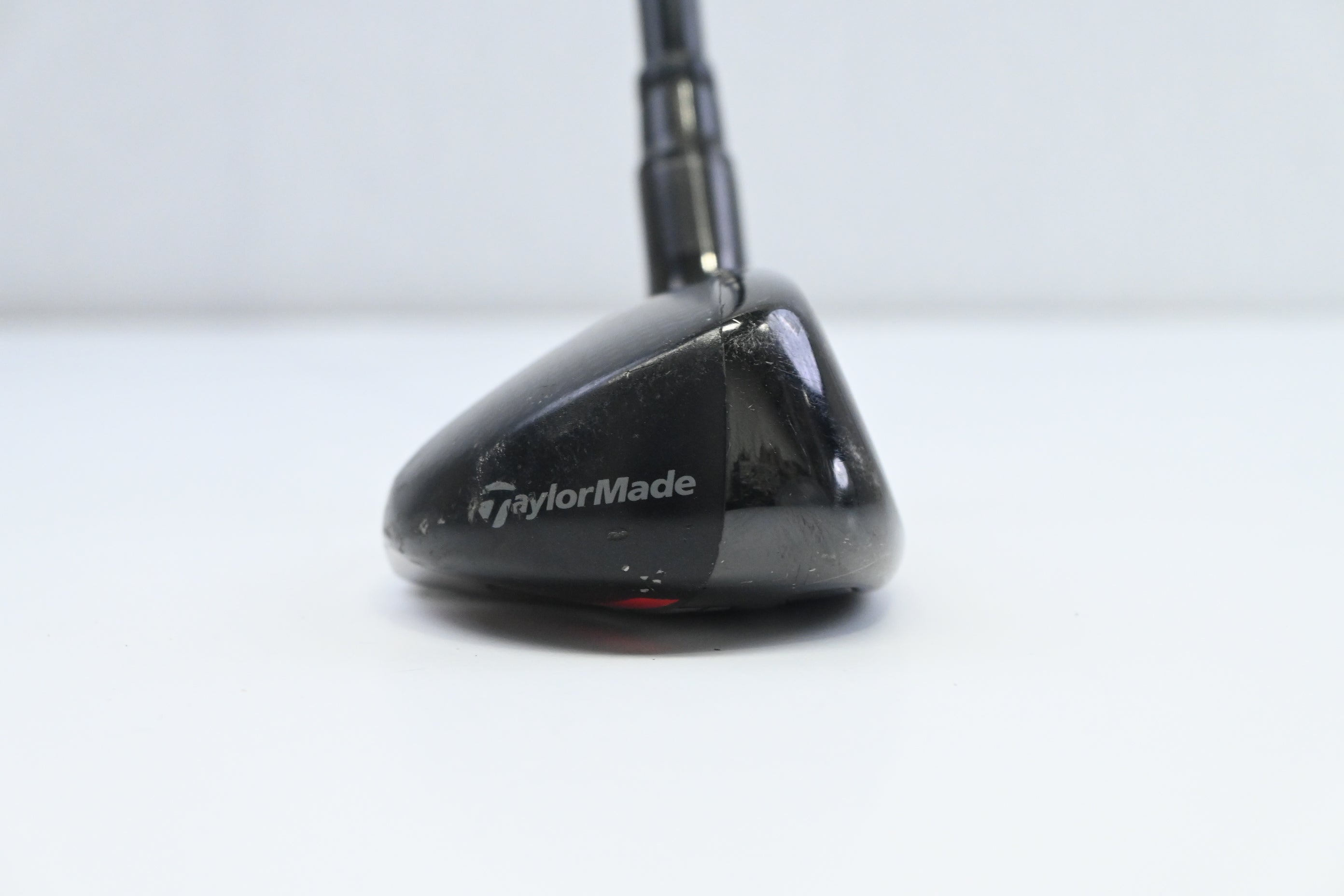 Taylormade Stealth Plus #3 Hybrid / 19.5 Degree / Stiff Flex HZRDUS Smoke Red 80