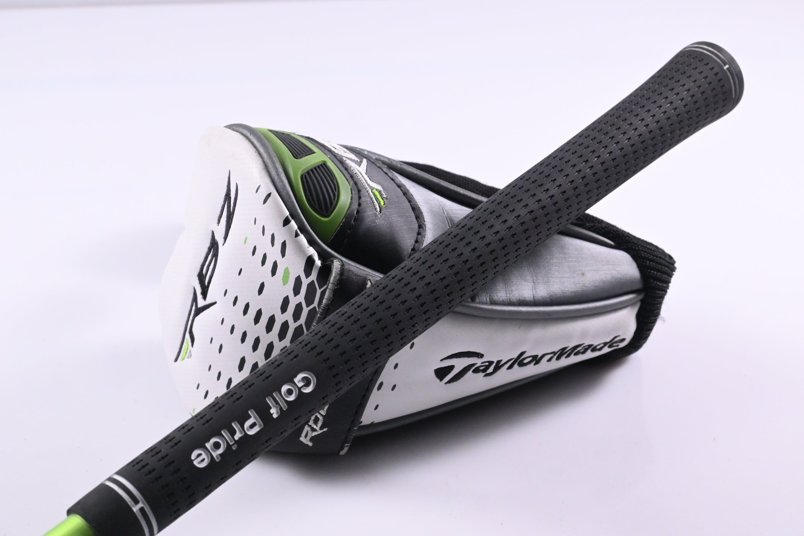 Ladies Taylormade RBZ #3 Wood / 15 Degree / Ladies Flex Matrix Ozik Shaft