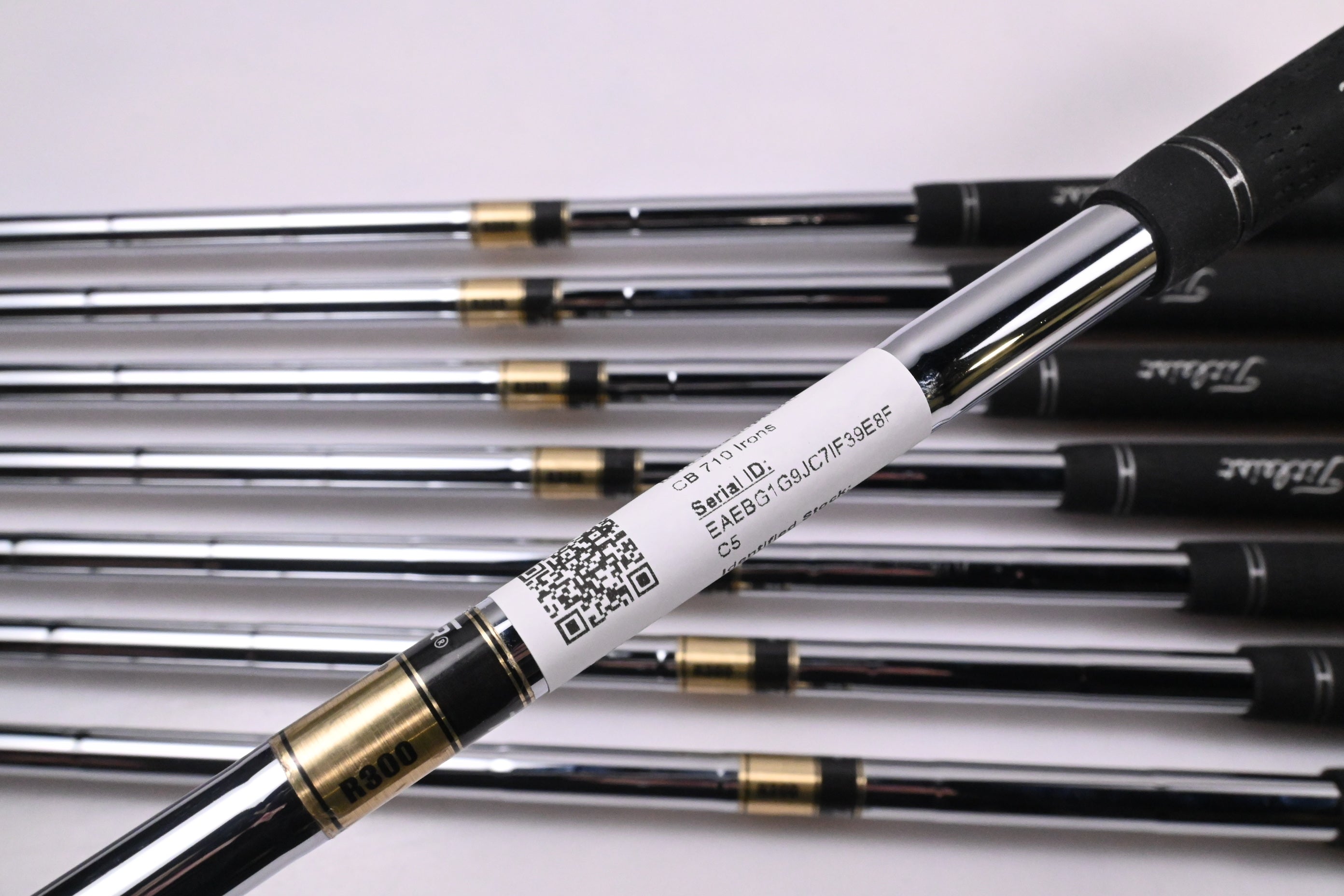 Titleist CB 710 Irons / 3-PW / Regular Flex Dynamic Gold R300 Shafts
