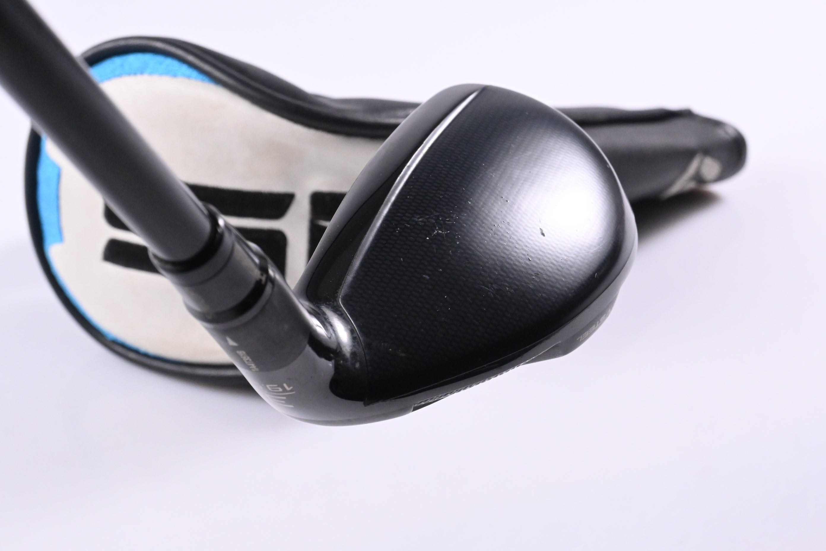 Taylormade SIM2 #3 Hybrid / 19.5 Degree / Stiff Flex Tensei AV Blue 80 Shaft