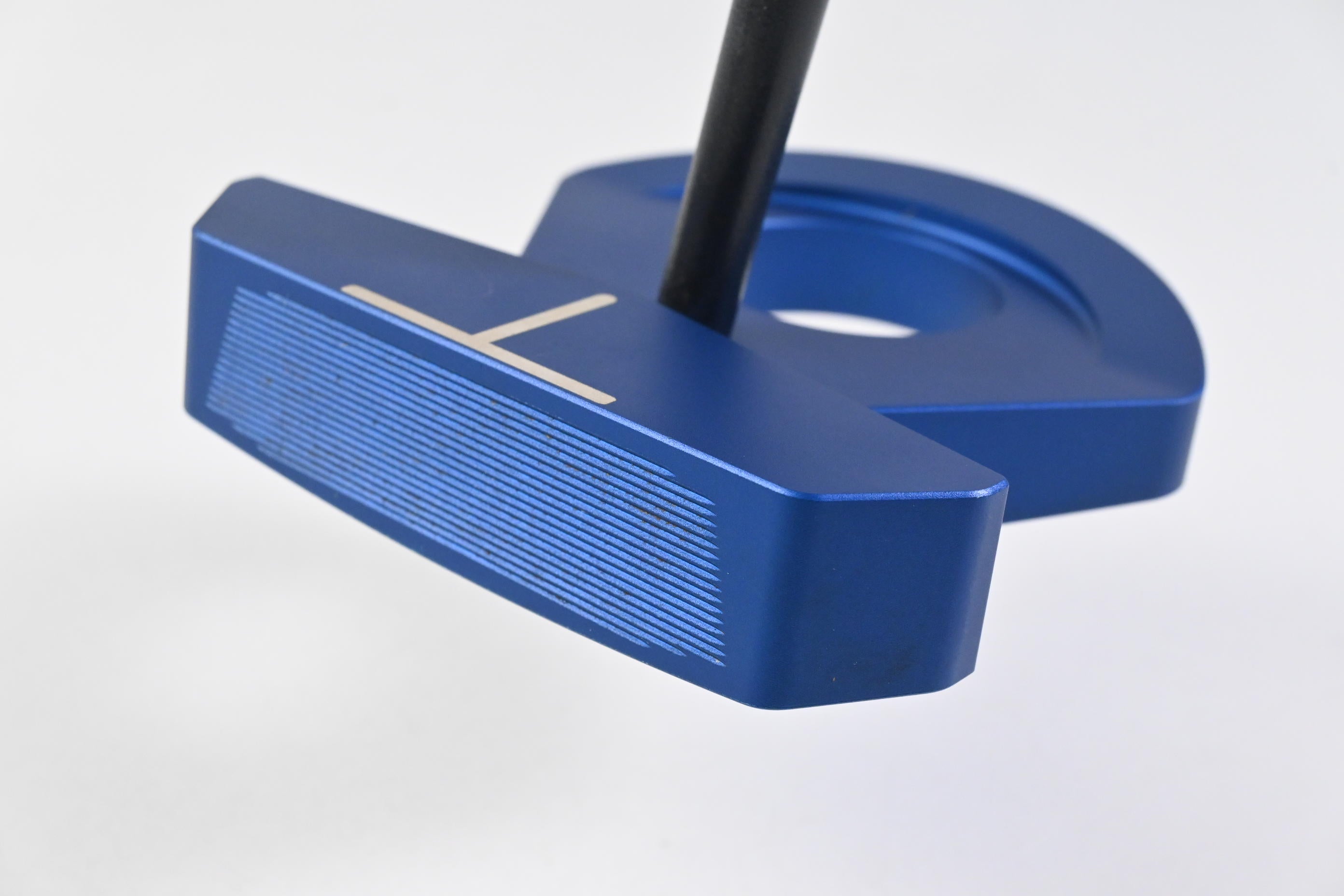 L.A.B Golf Directed Force 3 Broomhandle Putter / 47 Inch / Accra Shaft