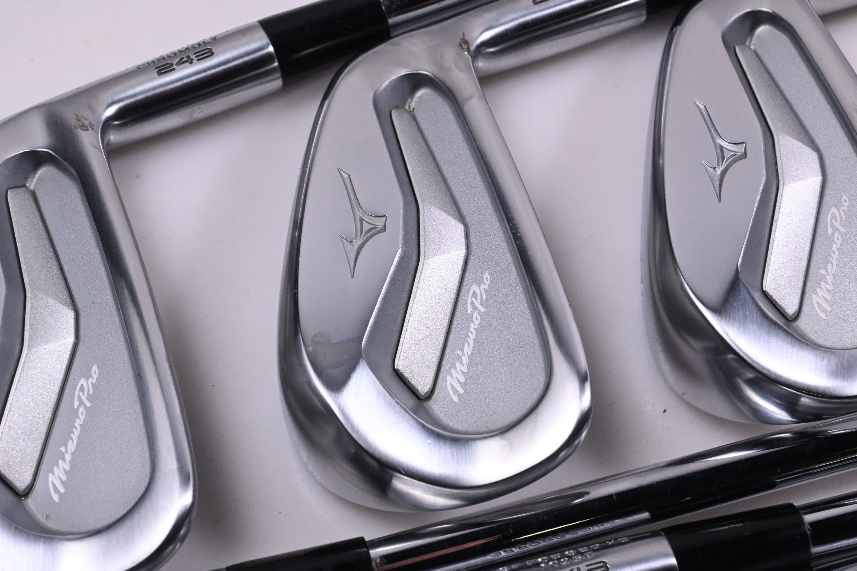 Mizuno Pro 243 Irons / 4-PW / Stiff Flex Dynamic Gold 95 S300 Shafts