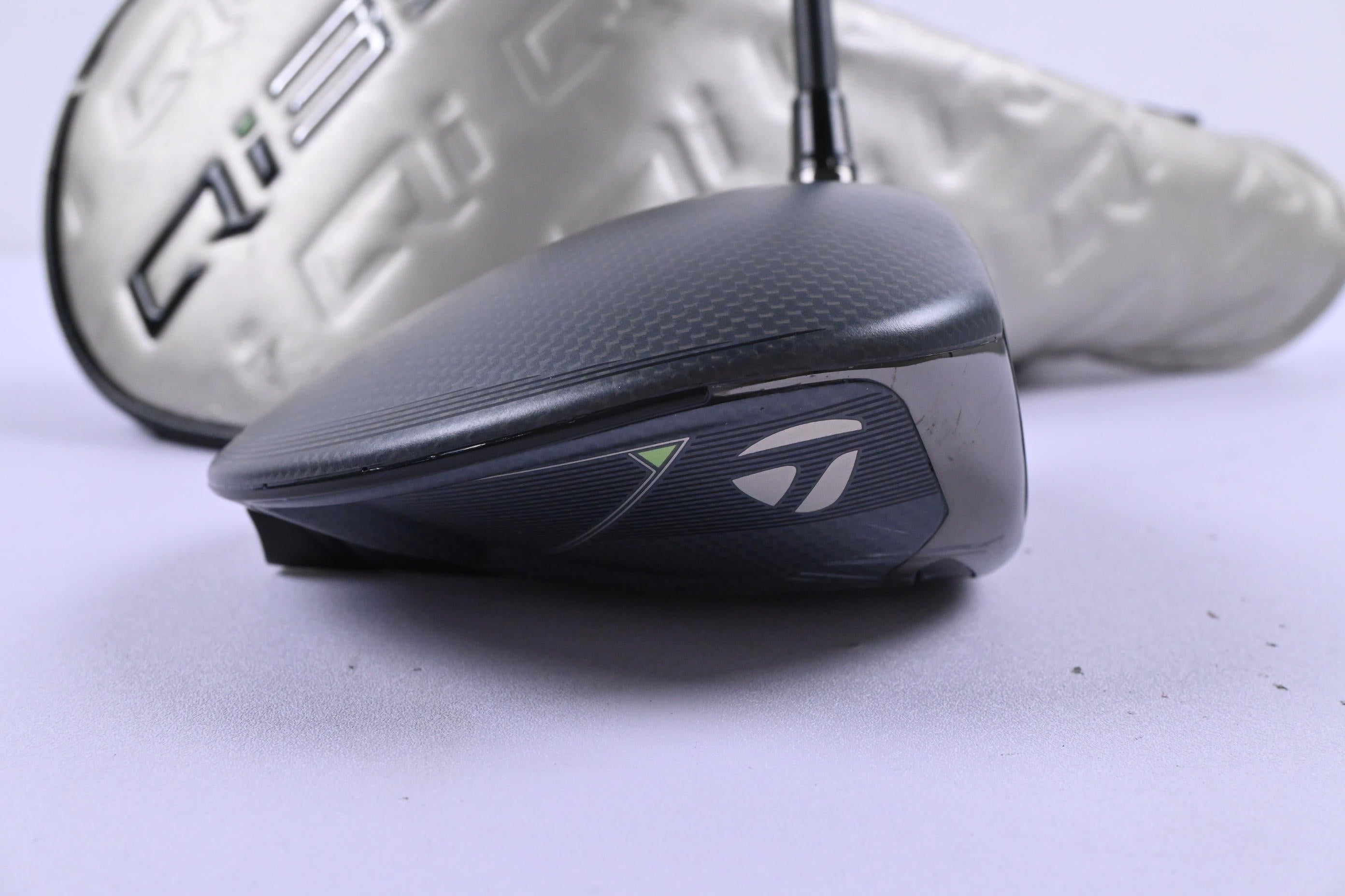 Taylormade Qi35 Driver / 9 Degree / Regular Flex Fujikura Ventus Blue 5 Shaft