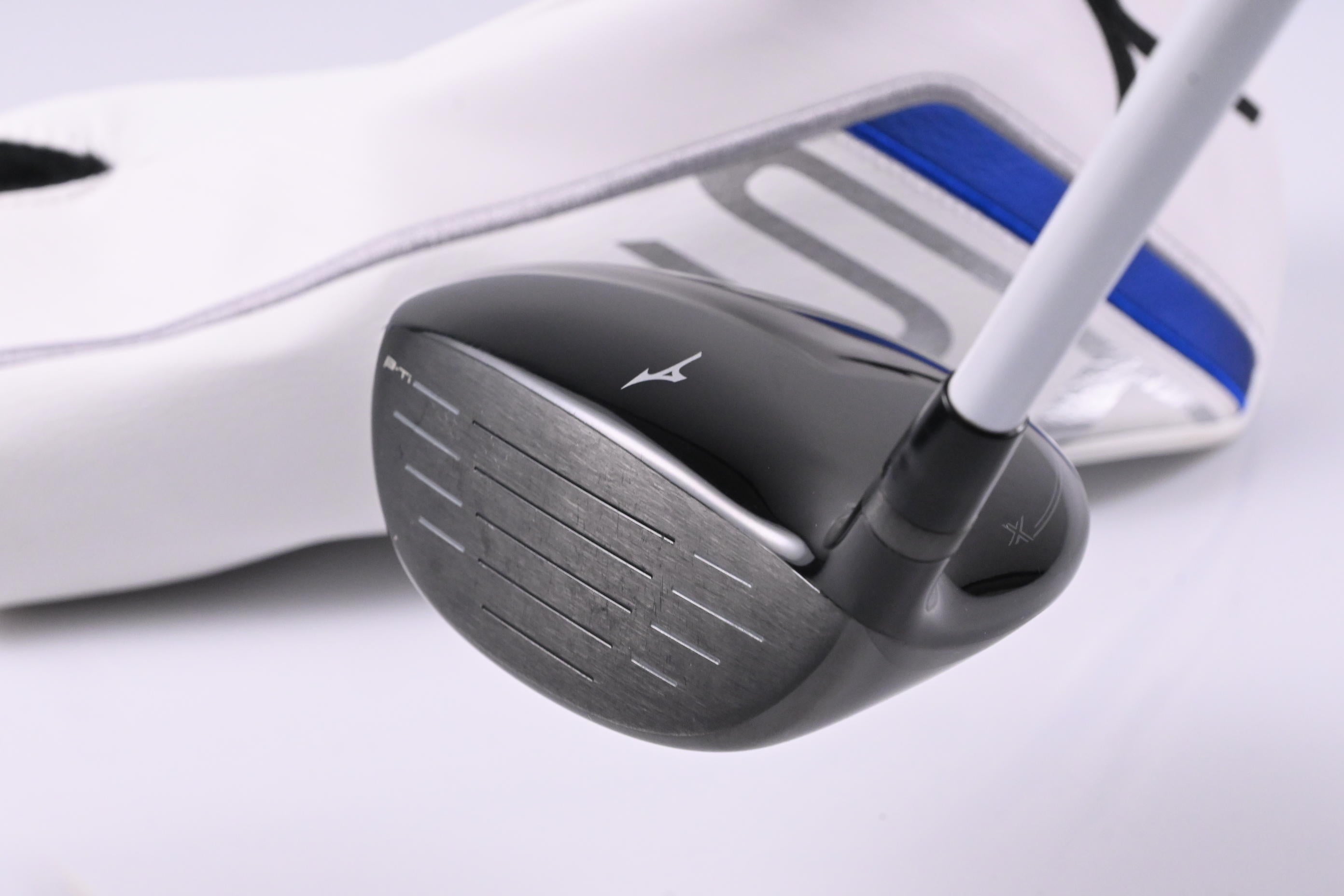 Mizuno ST-X 220 #3 Wood / 15 Degree / Regular Flex Aldila Ascent Red 50 Shaft