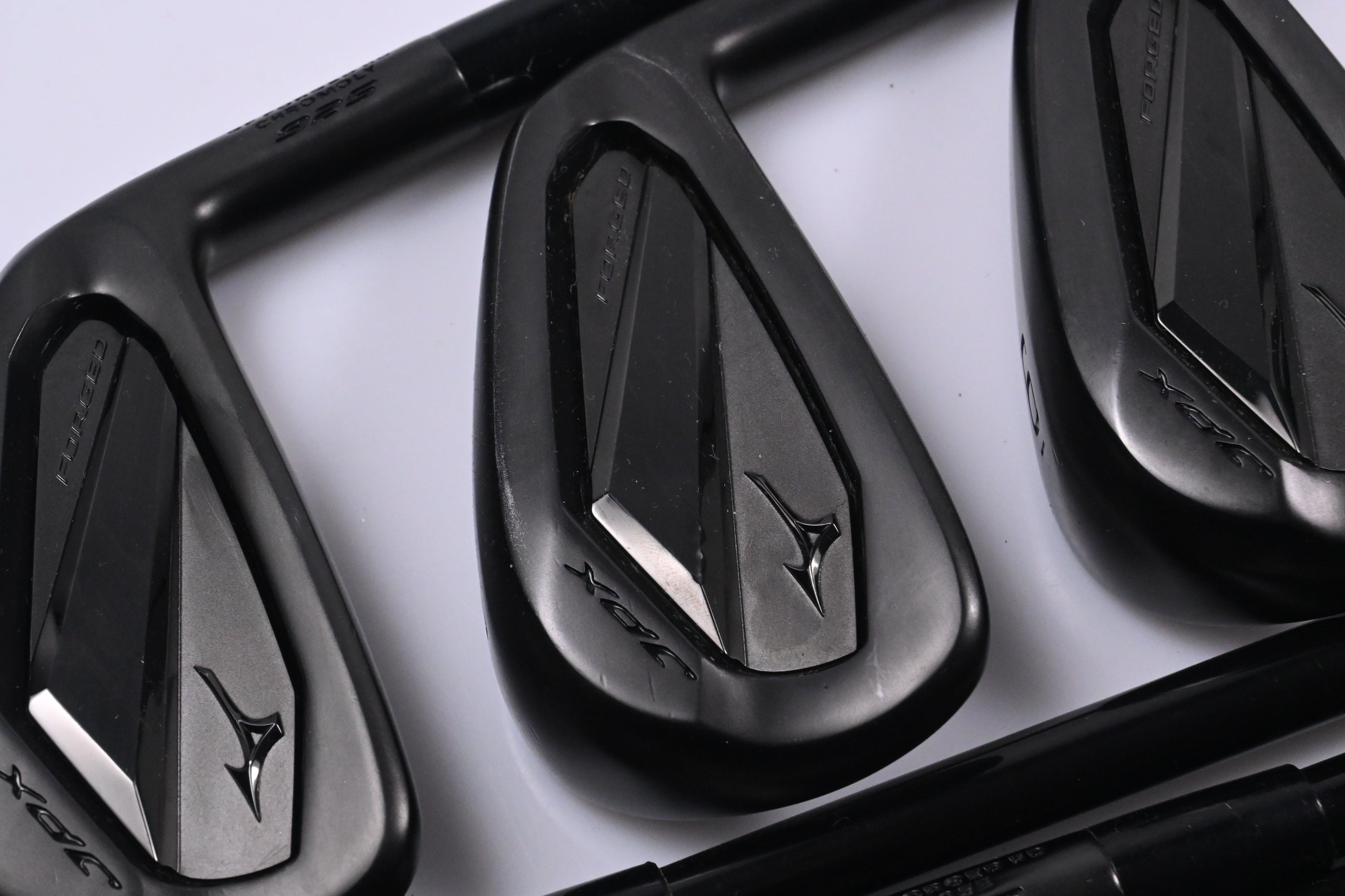Mizuno JPX 925 Forged Irons / 4-PW / Stiff Flex MMT 105 Shafts