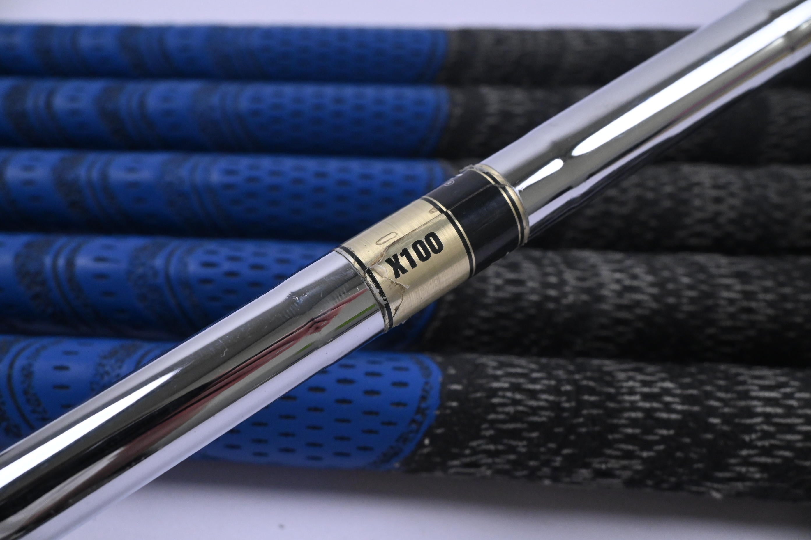 Mizuno MP-25 Irons / 4-PW / X-Flex Dynamic Gold X100 Shafts