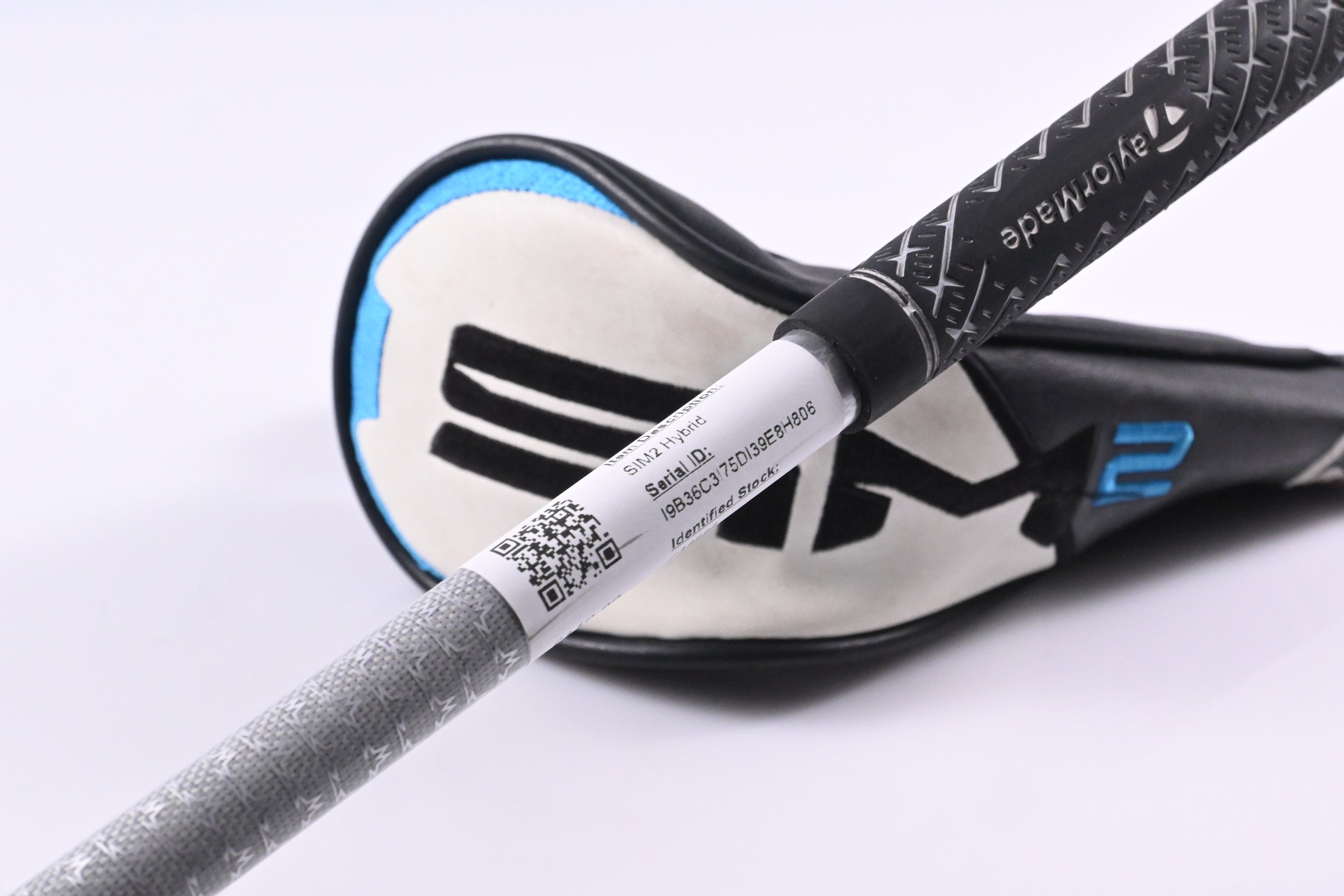 Taylormade SIM2 #3 Hybrid / 19.5 Degree / Stiff Flex Tensei AV Blue 80 Shaft