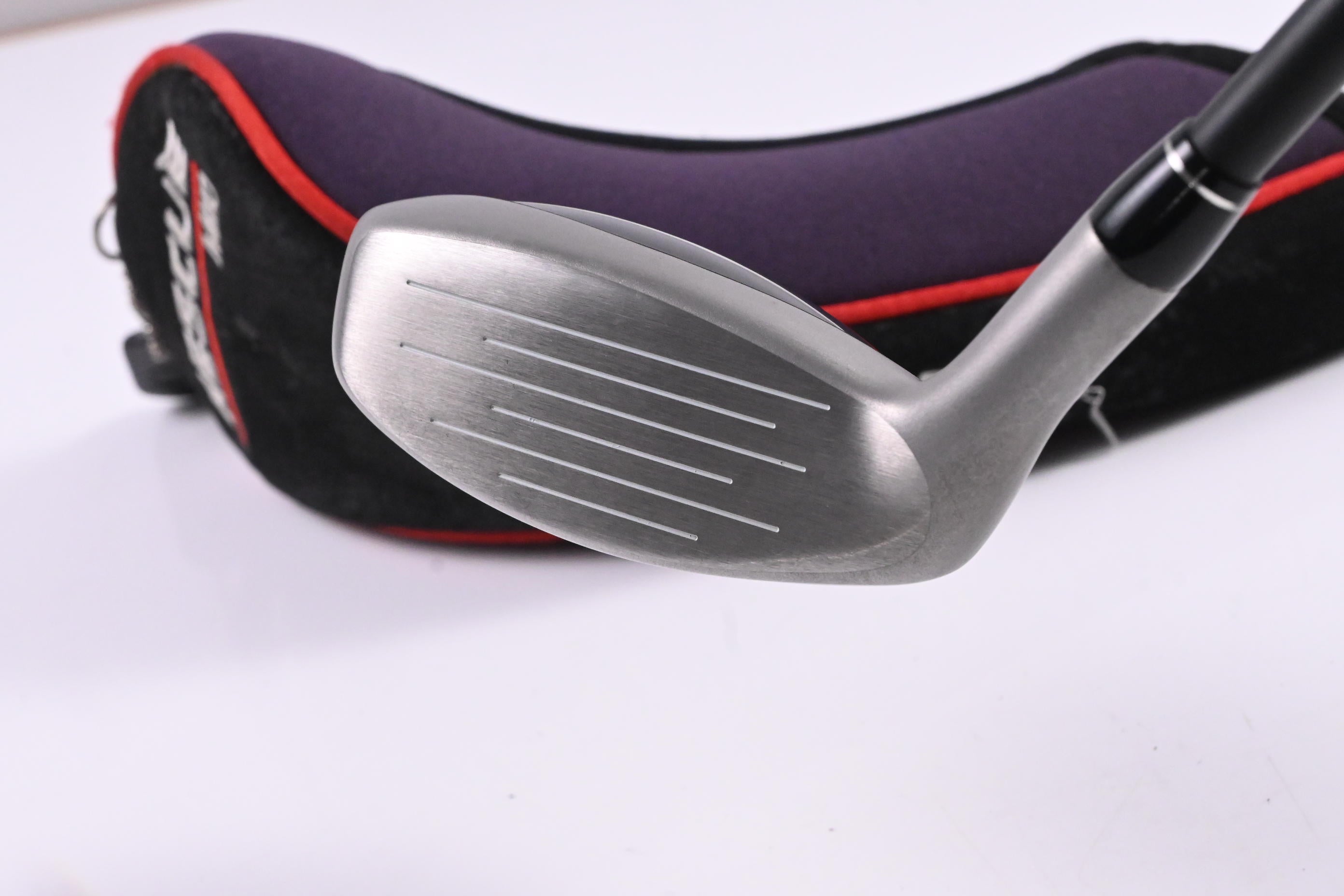Taylormade Rescue Mid #2 Hybrid / 16 Degree / Regular Flex Taylormade UltraLite