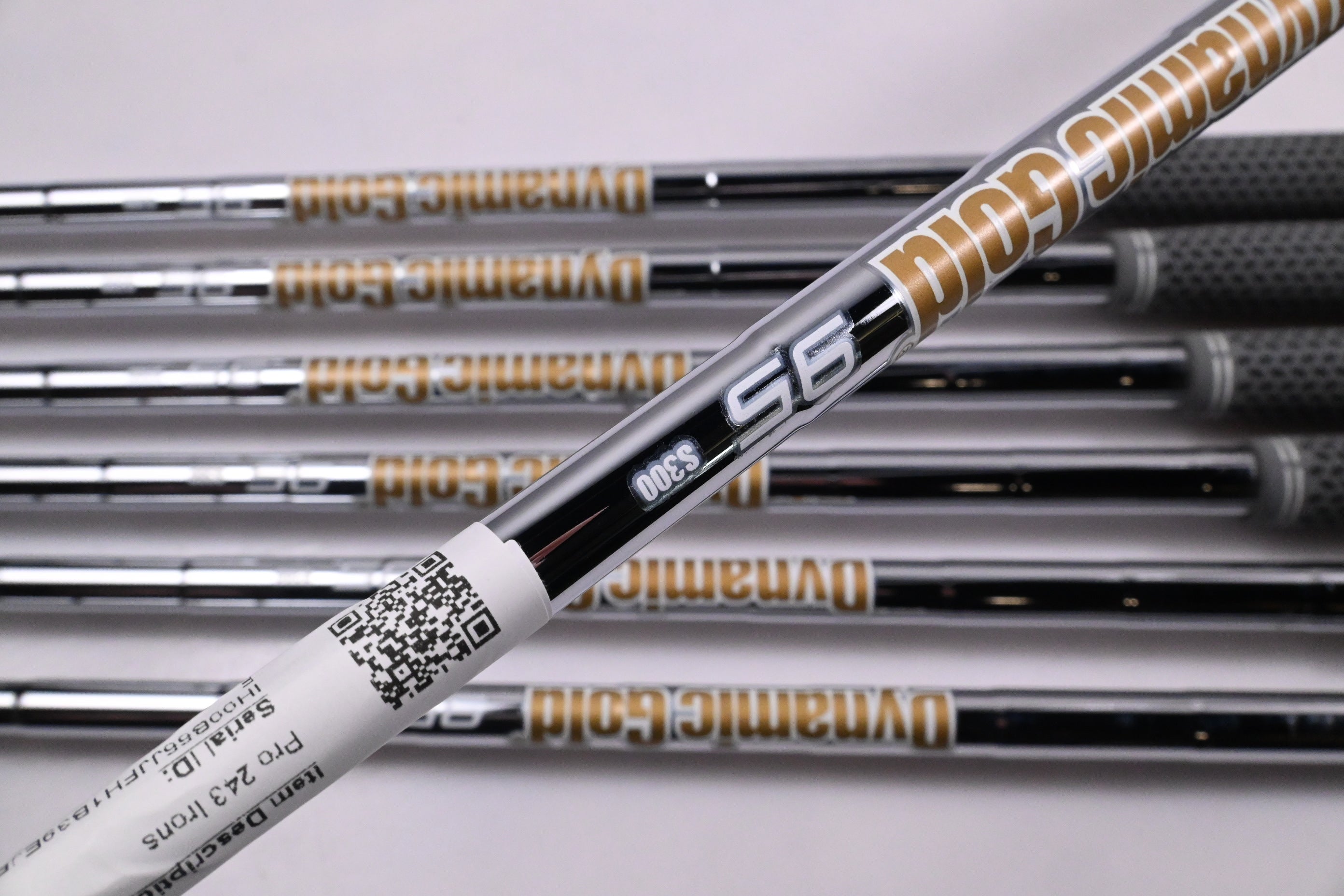 Mizuno Pro 243 Irons / 4-PW / Stiff Flex Dynamic Gold 95 S300 Shafts