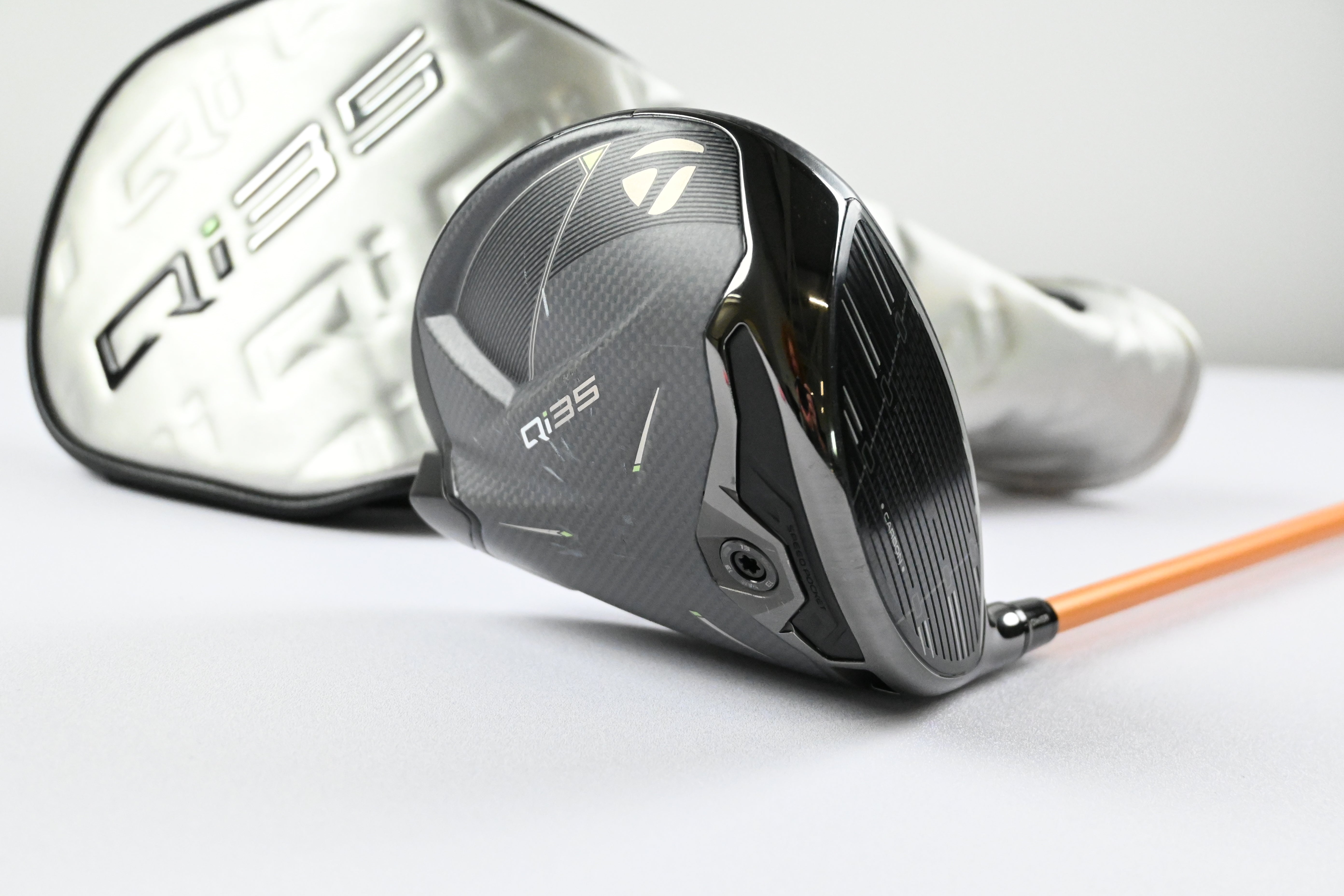 Taylormade Qi35 Driver / 9 Degree / Stiff Flex UST Mamiya Proforce V2 6
