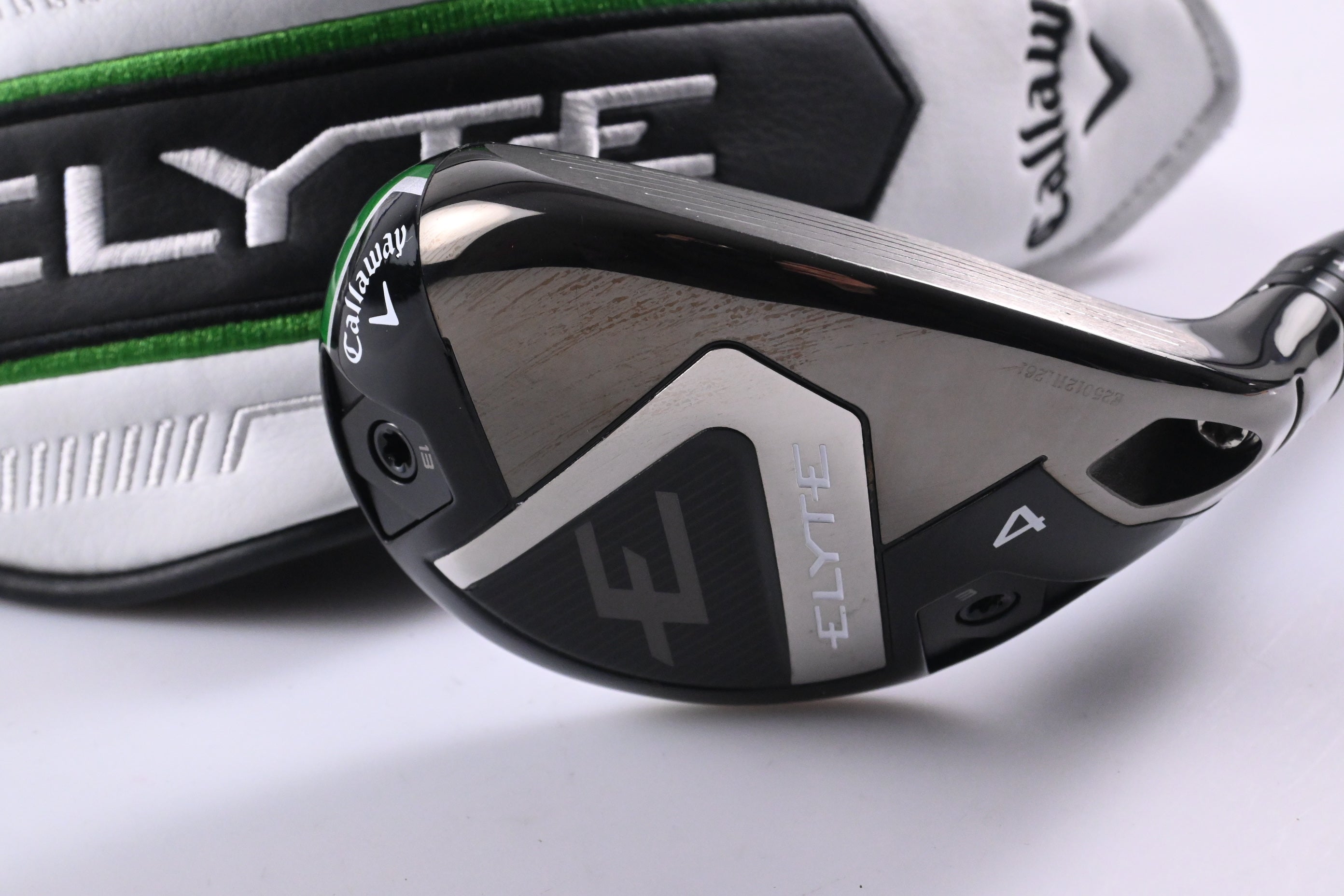 Callaway Elyte #4 Hybrid / 22 Degree / Regular Flex Denali Charcoal 60 Shaft