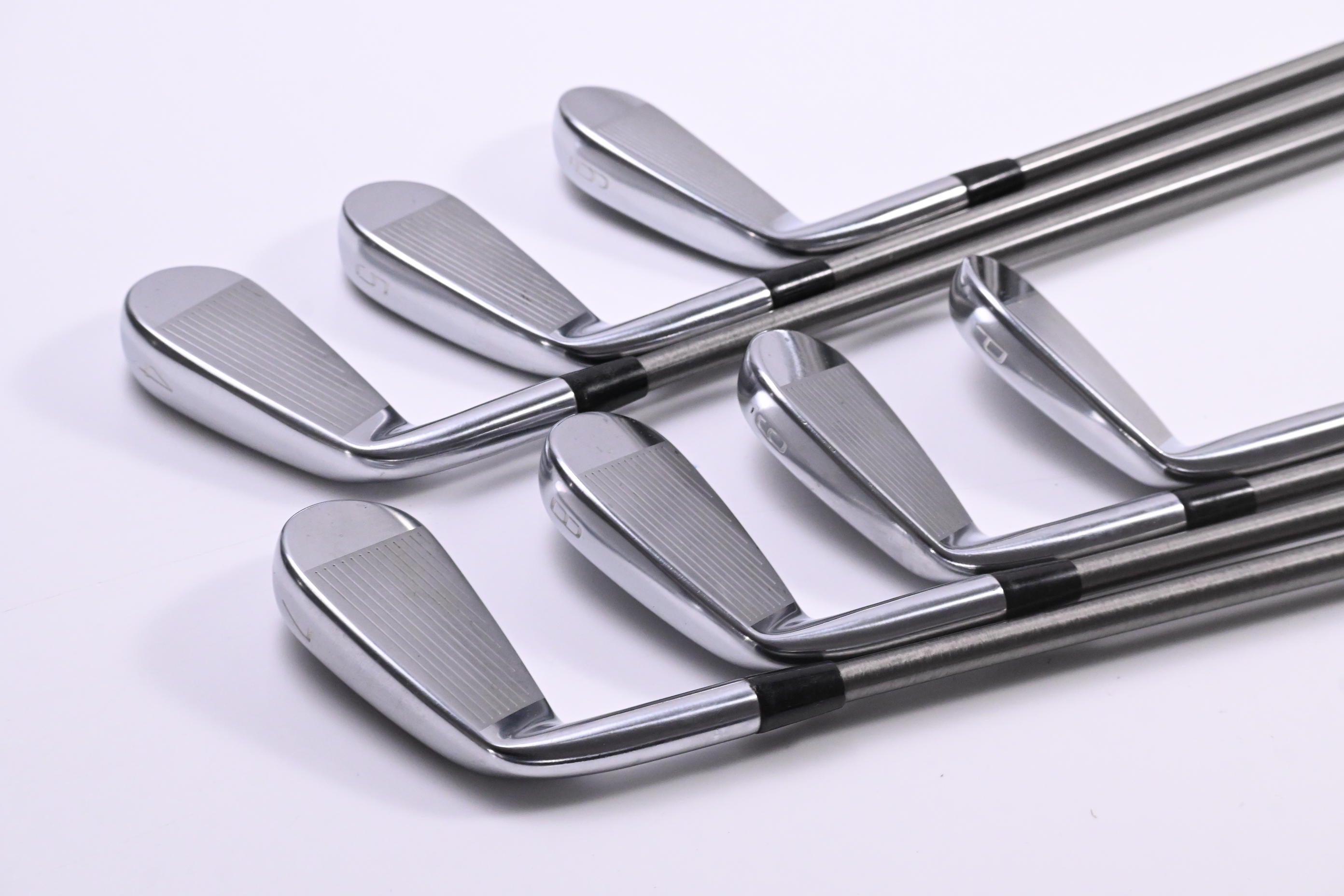 Mizuno Pro 245 Irons / 4-PW / Regular Flex Aerotech Steelfiber i95 Shafts