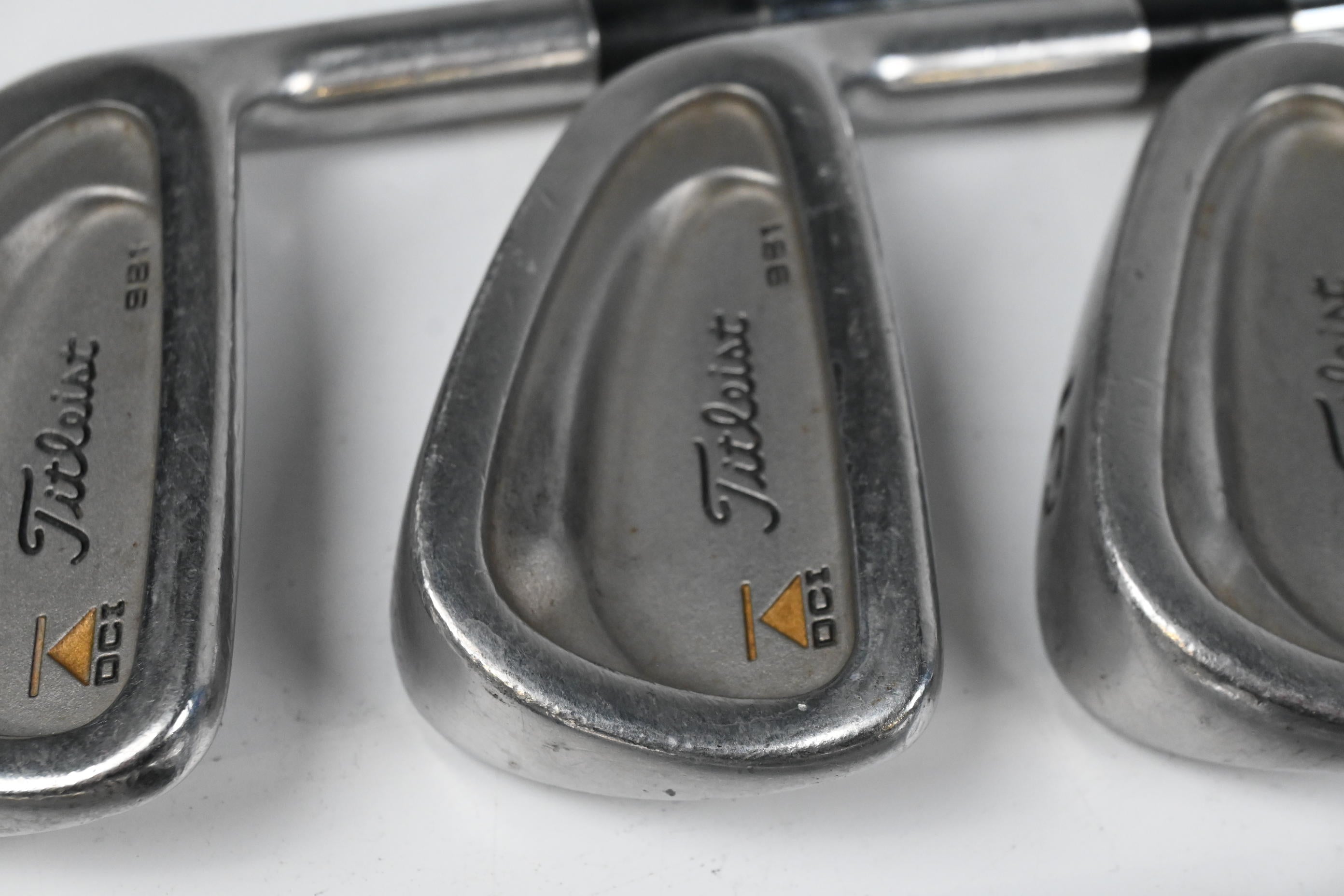 Titleist DCI 981 Irons / 3-PW+SW / Regular Flex Titleist Tri Spec Shafts