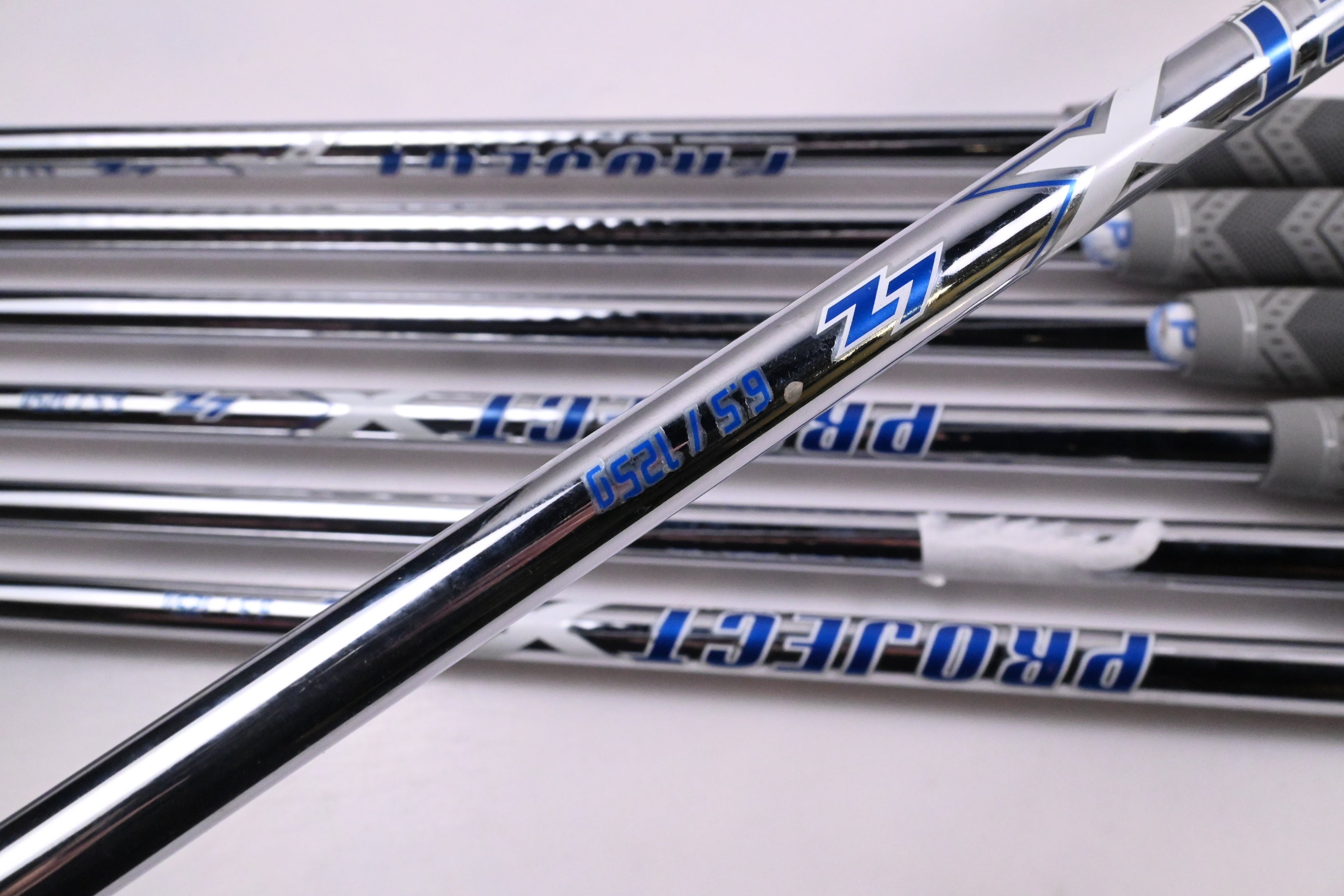 Titleist T100 2021 Irons / 4-PW / X-Flex Project X LZ 125 Shafts