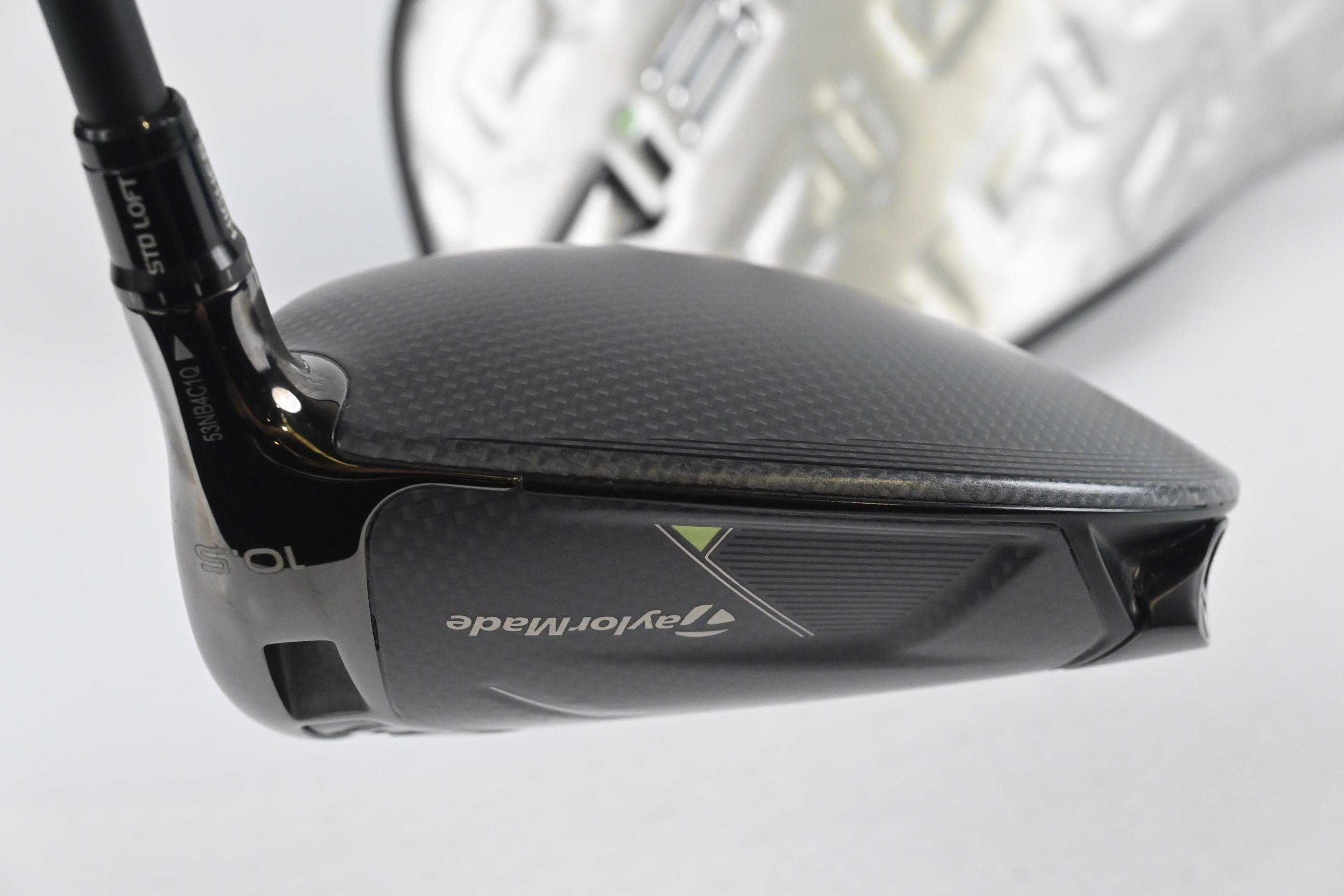 Taylormade Qi35 Driver / 10.5 Degree / Stiff Flex Kai'li Dark Waves CB Blue 60