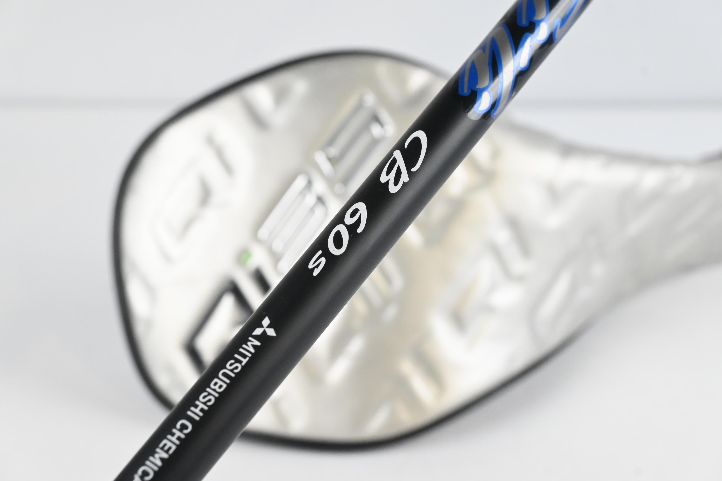 Taylormade Qi35 Driver / 10.5 Degree / Stiff Flex Kai'li Dark Waves CB Blue 60