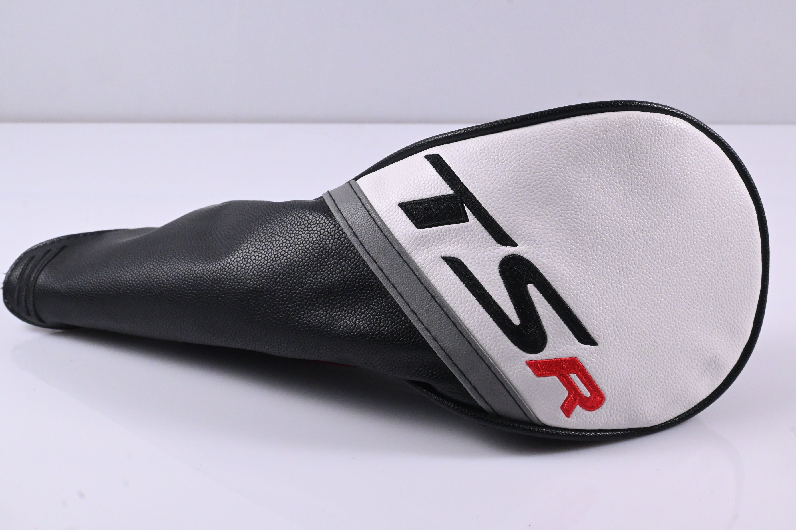 Titleist TSR3 Driver / 9 Degree / Regular Flex Fujikura Air Speeder 40 Shaft
