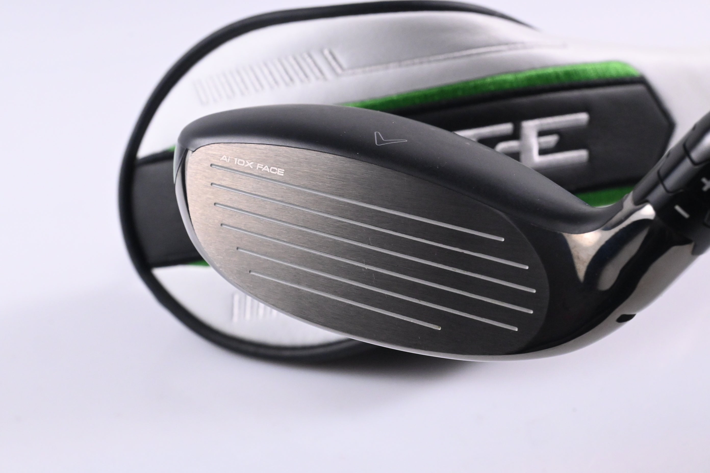 Callaway Elyte #4 Hybrid / 22 Degree / Regular Flex Denali Charcoal 60 Shaft