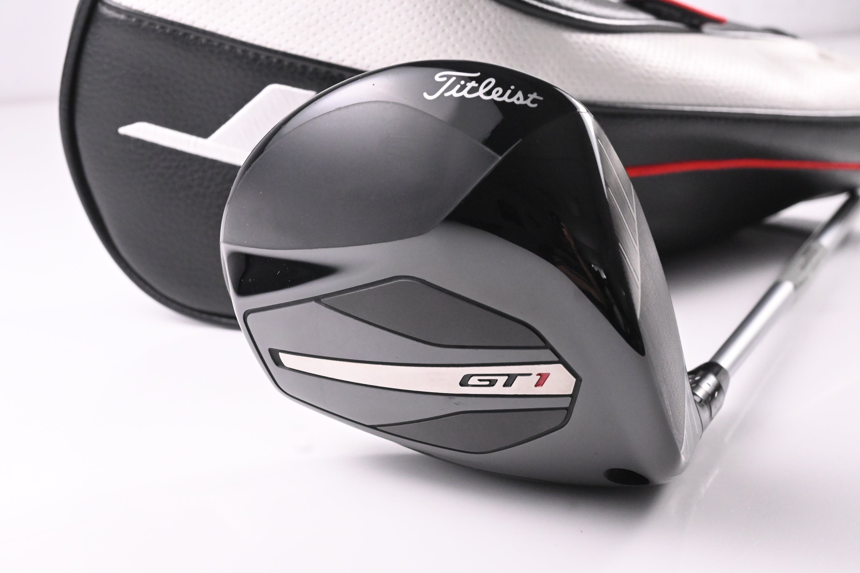 Titleist GT1 Driver / 10 Degree / Regular Flex Fujikura Air Speeder 40 Shaft