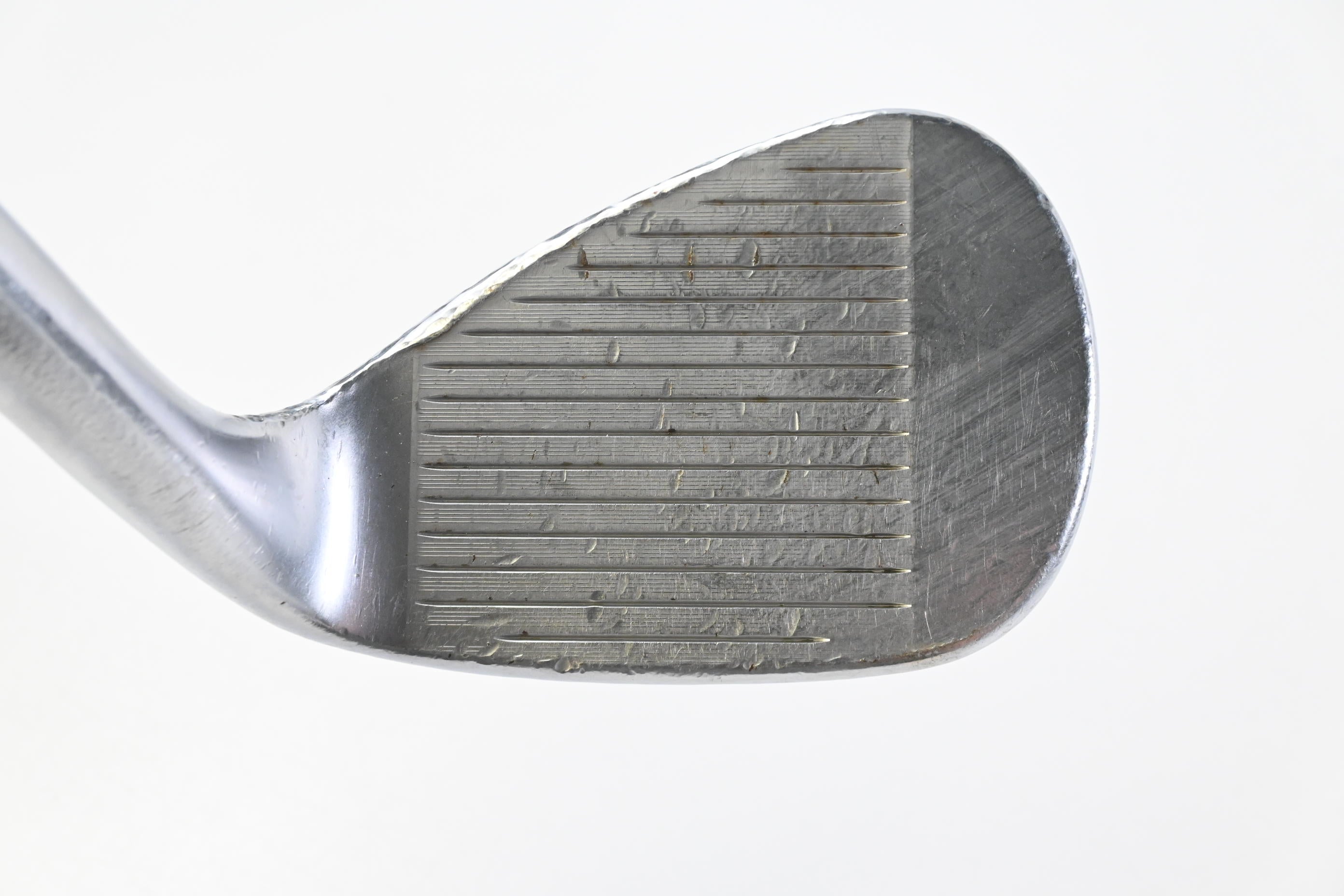 Left Hand Callaway Jaws MD5 Sand Wedge / 54 Degree / Stiff Flex Dynamic Gold S200