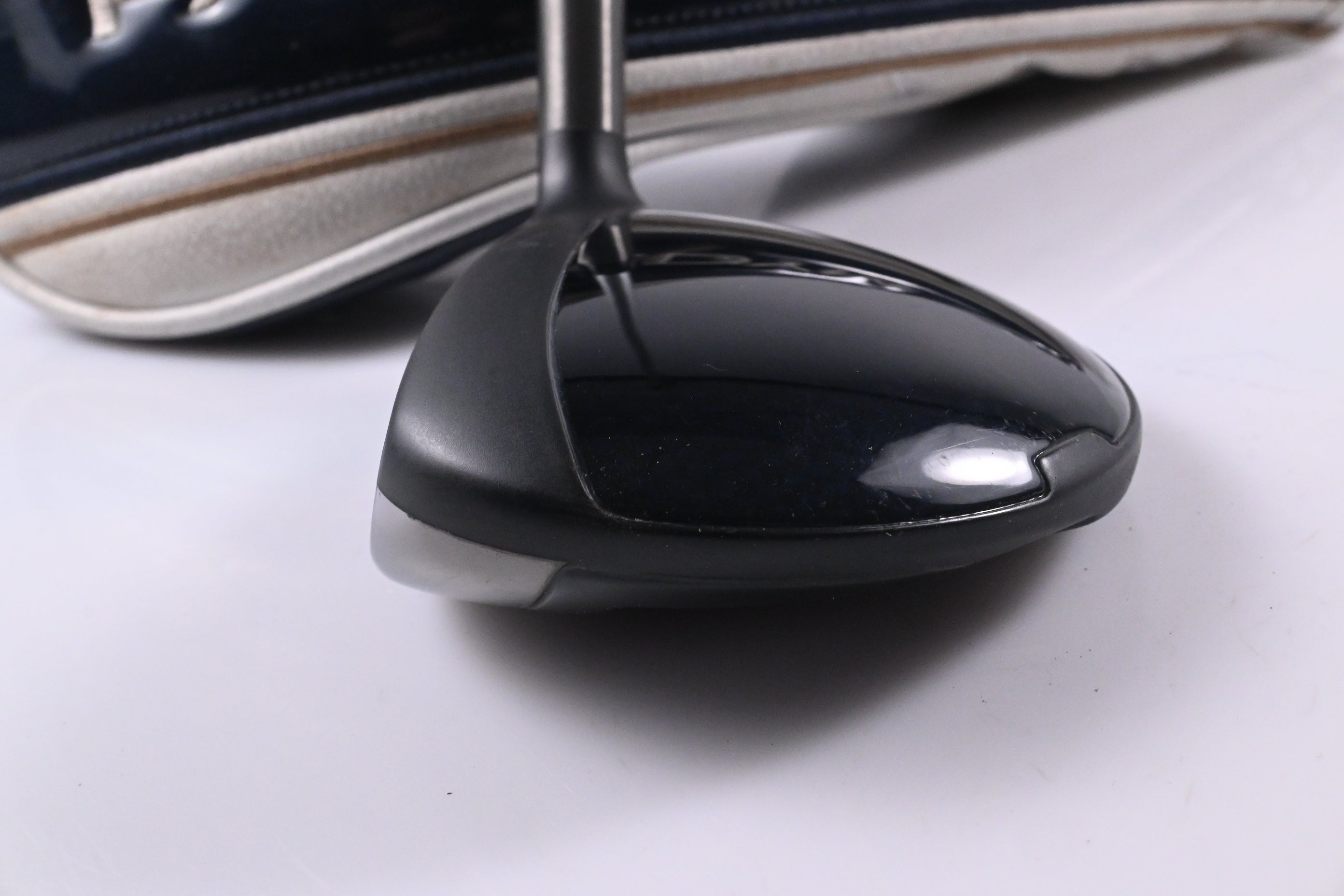 Left Hand Callaway Paradym #5 Wood / 18 Degree / Senior Flex Aldila Ascent PL 50