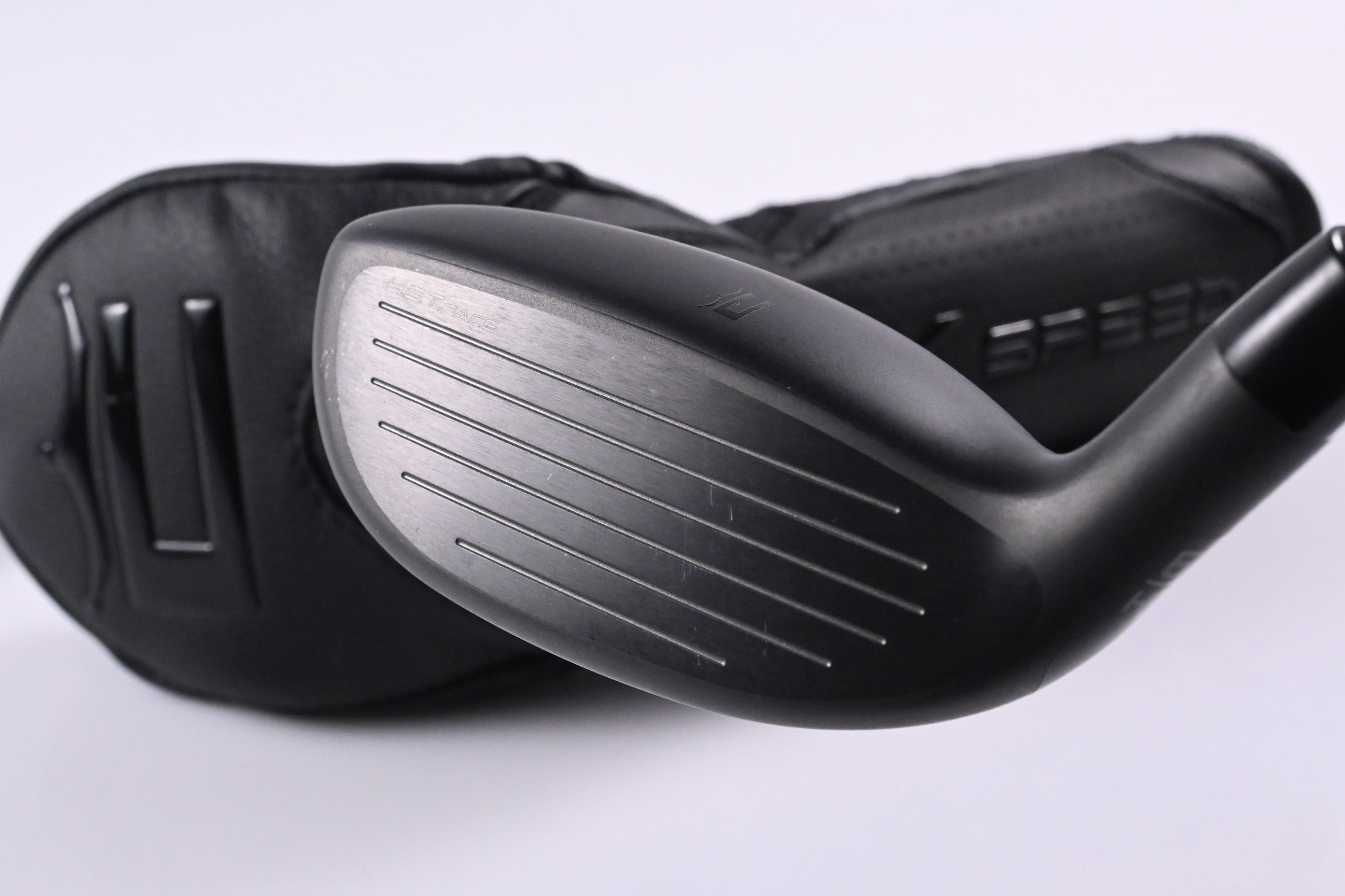 Cobra Darkspeed #3 Hybrid / 19 Degree / Stiff Flex KBS PGI 85 Shaft