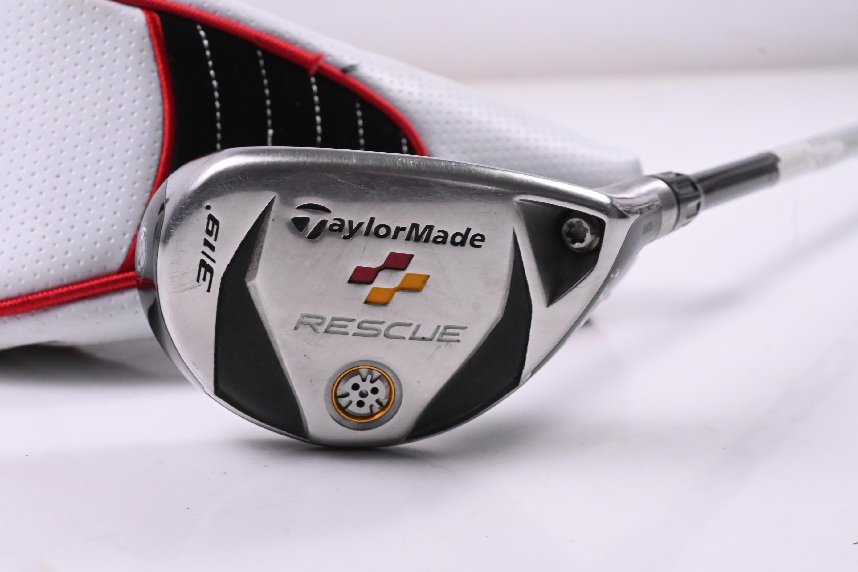 Taylormade Rescue 2009 #3 Hybrid / 19 Degree / Stiff Flex Aldila Voodoo SVS8