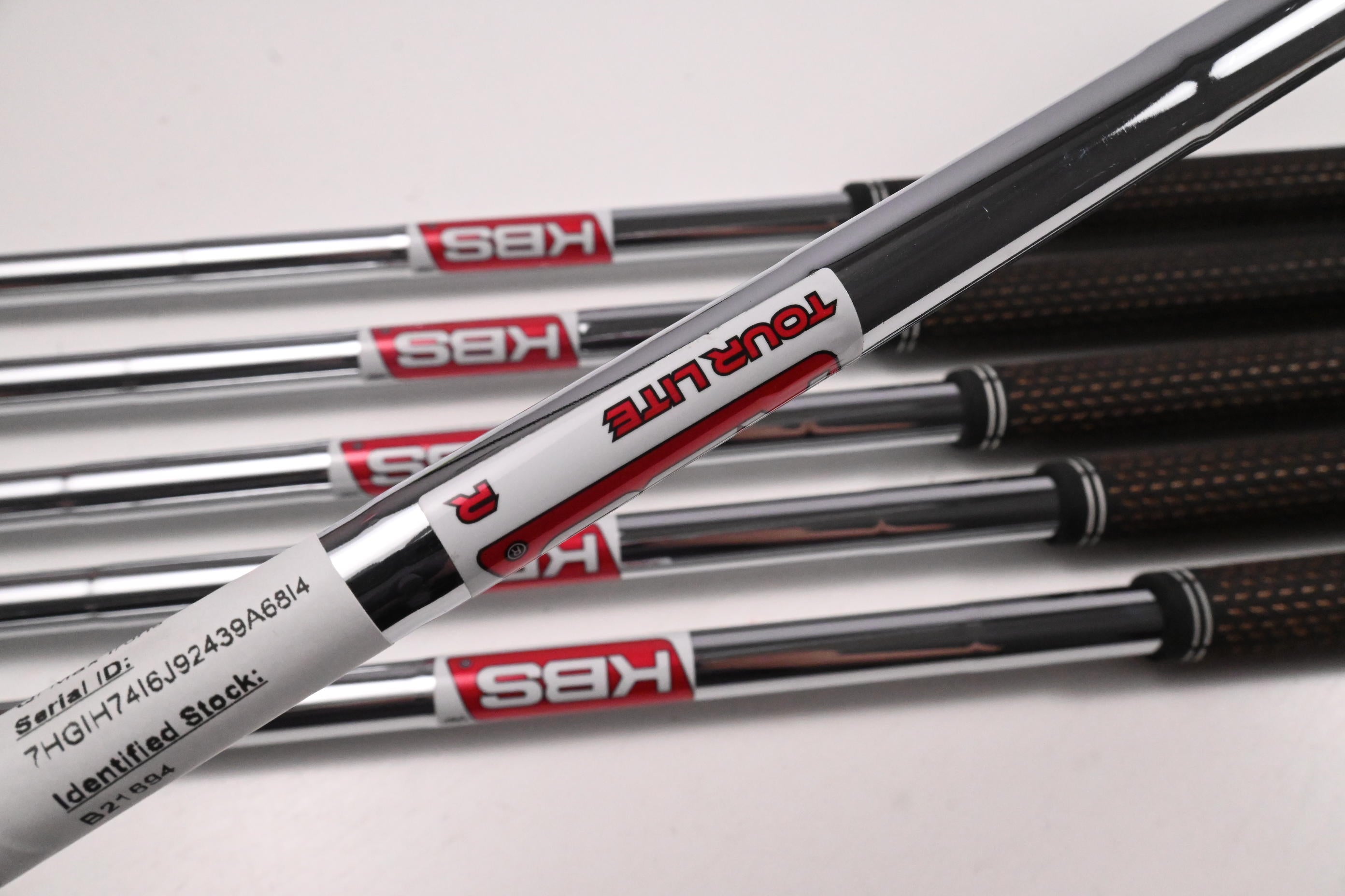 Left Hand Taylormade Qi Max Irons / 6-PW+GW / Regular Flex KBS Tour Lite Shafts