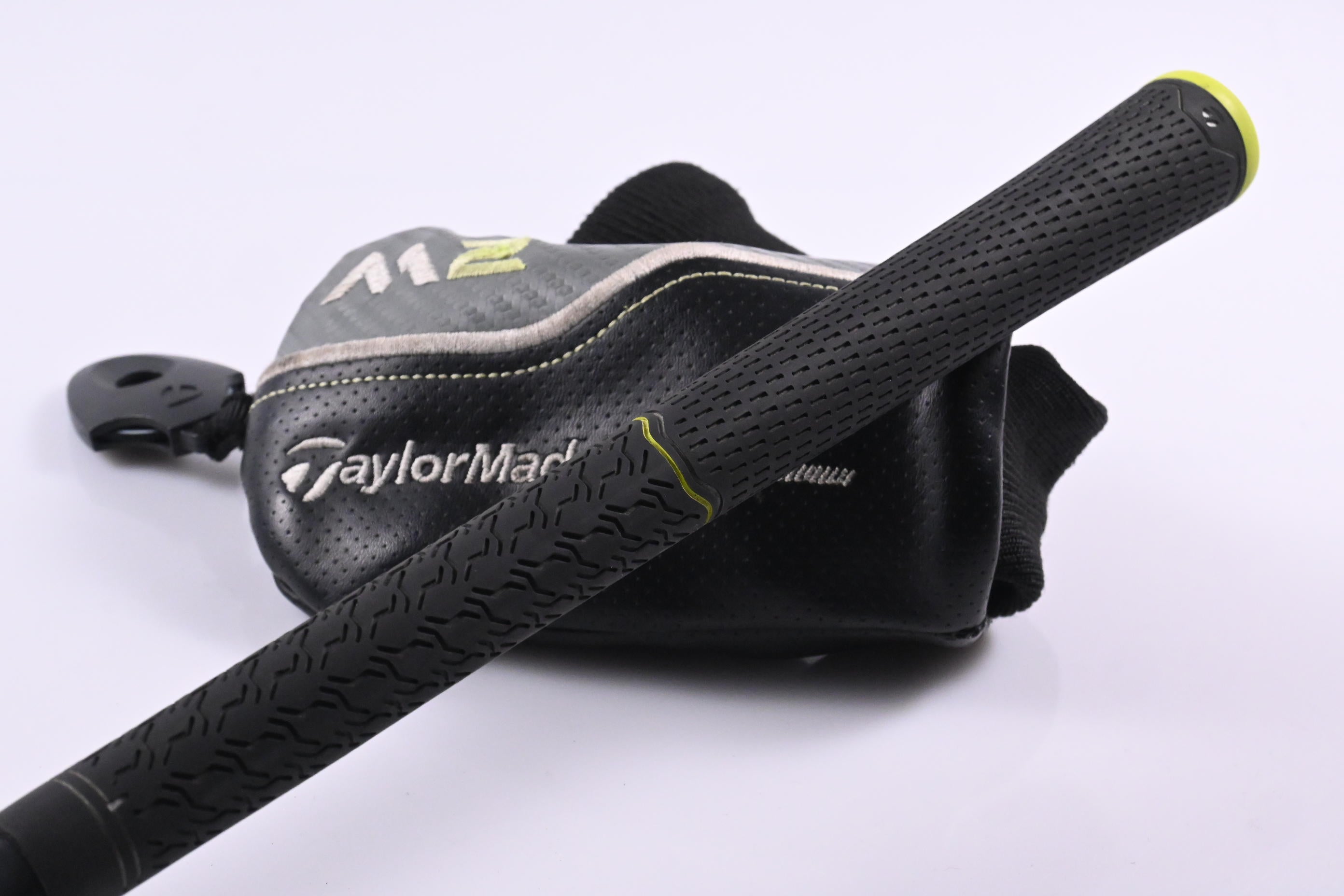 Taylormade M2 2017 #3 Hybrid / 19 Degree / Regular Flex Taylormade Reax 65 Shaft