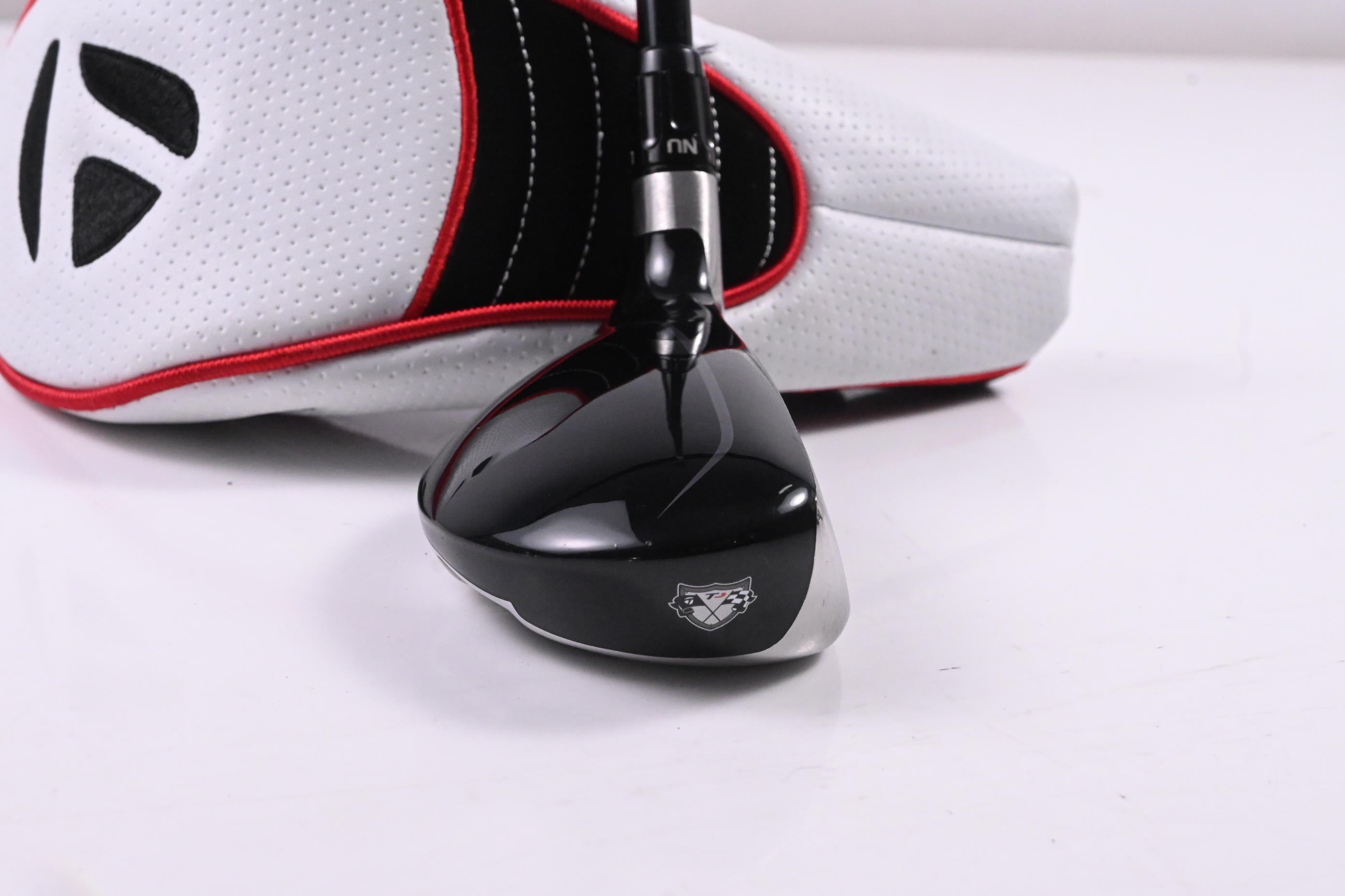 Taylormade Rescue 2009 #3 Hybrid / 19 Degree / Stiff Flex Aldila Voodoo SVS8