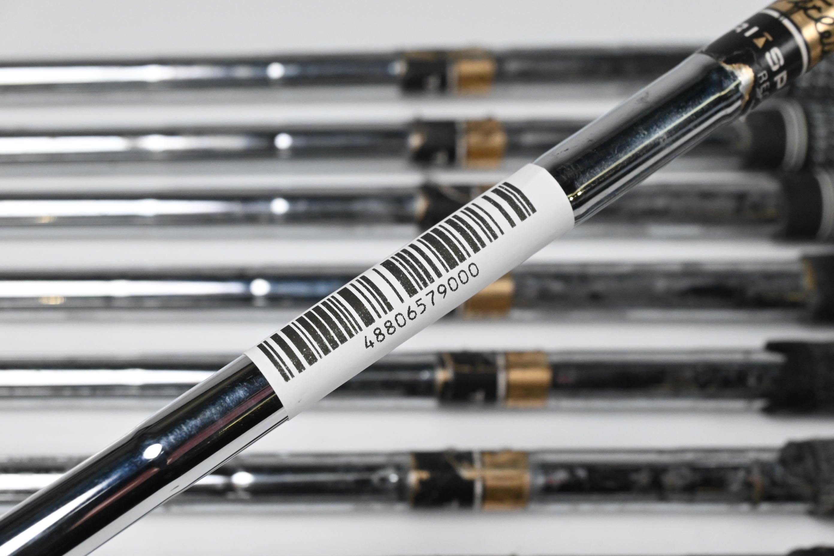 Titleist DCI 981 Irons / 3-PW+SW / Regular Flex Titleist Tri Spec Shafts