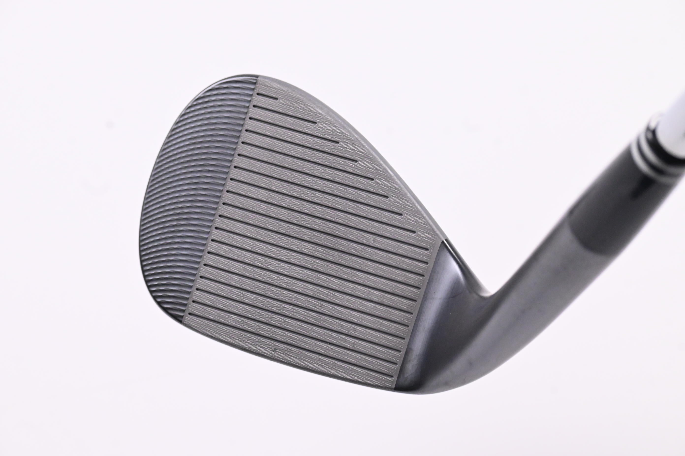 Cleveland RTX 6 Zipcore Gap Wedge / 52 Degree / Wedge Flex Dynamic Gold Spinner