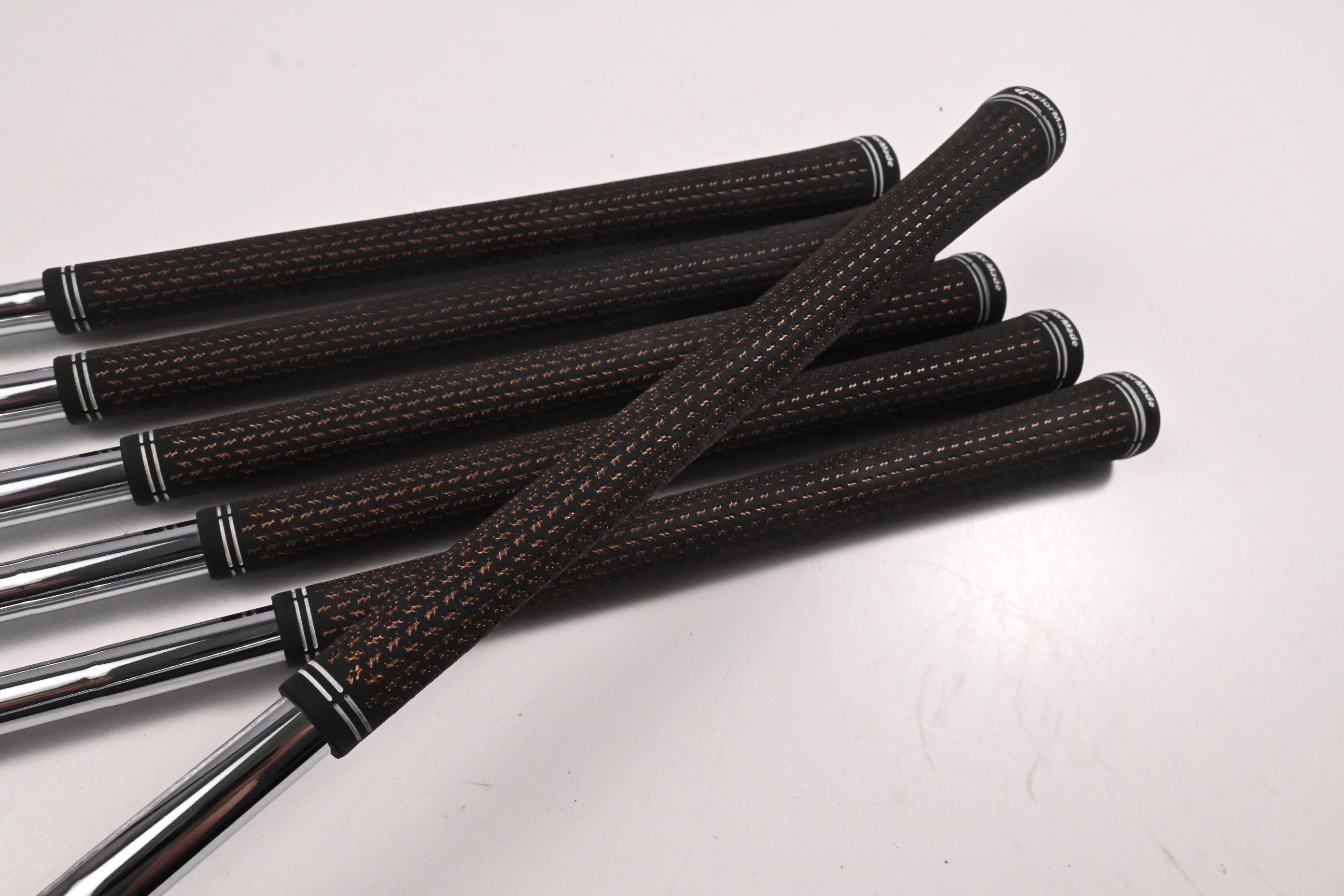 Left Hand Taylormade Qi Max Irons / 6-PW+GW / Regular Flex KBS Tour Lite Shafts