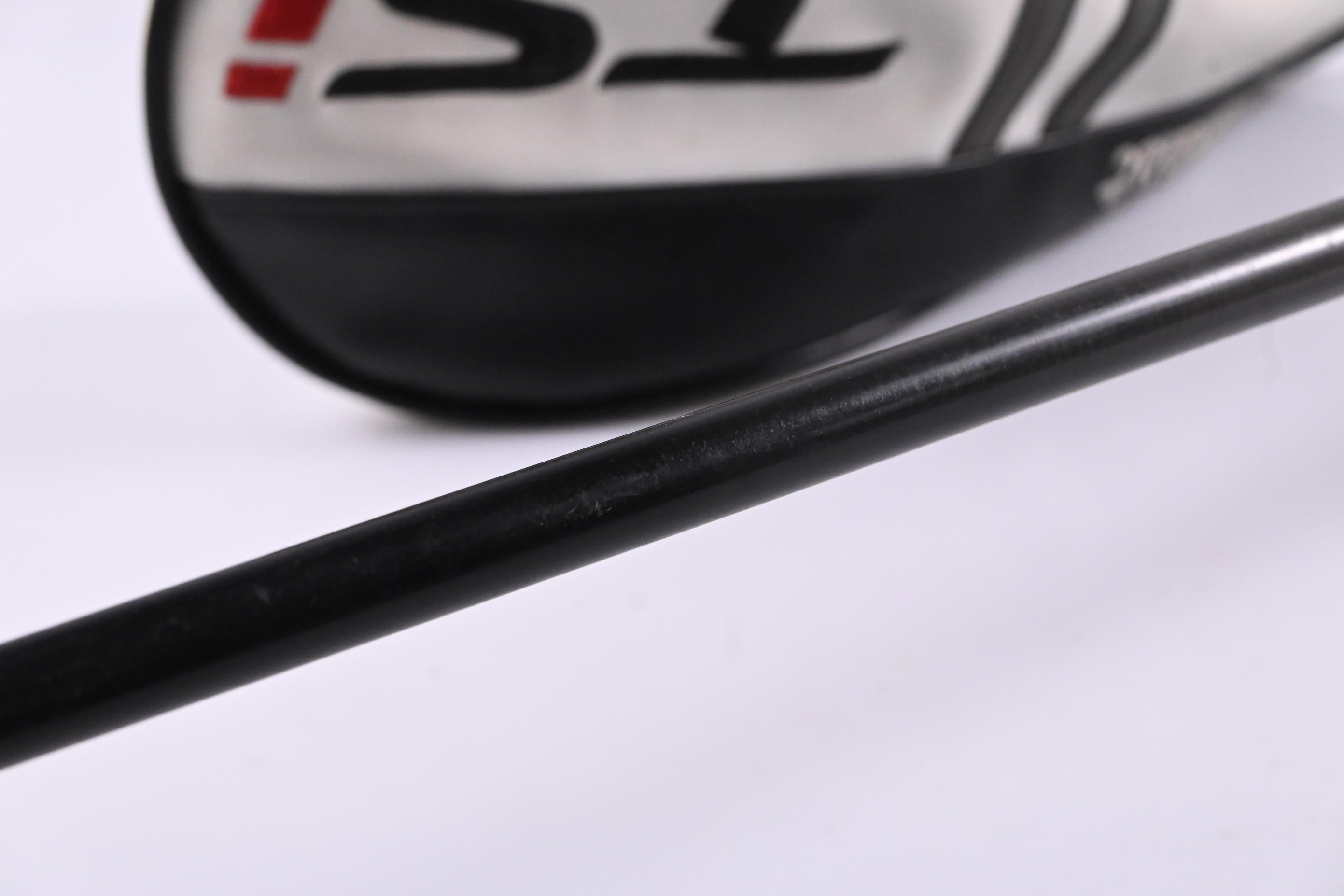 Left Hand Titleist TSi2 #3 Wood / 13.5 Degree / Stiff Flex Tensei AV RAW Blue 55