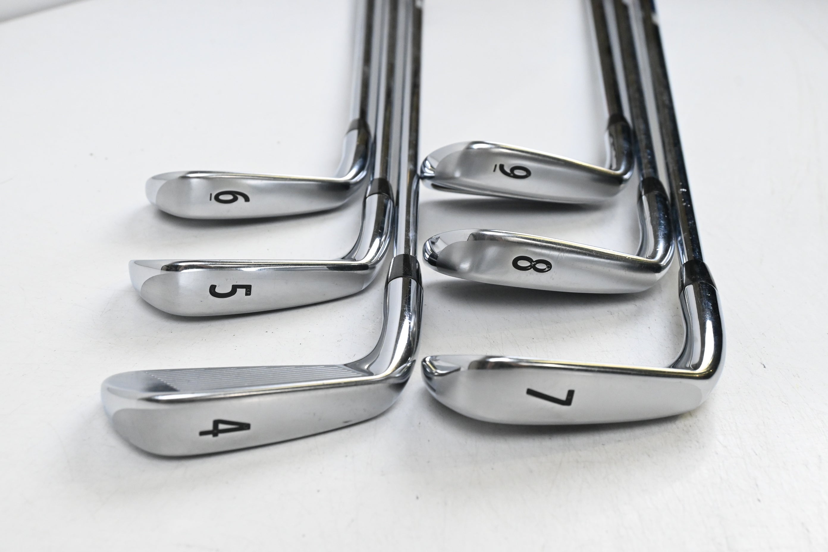 Titleist 718 AP2 Irons / 4-9i / Stiff Flex Project X Precision Rifle Shafts